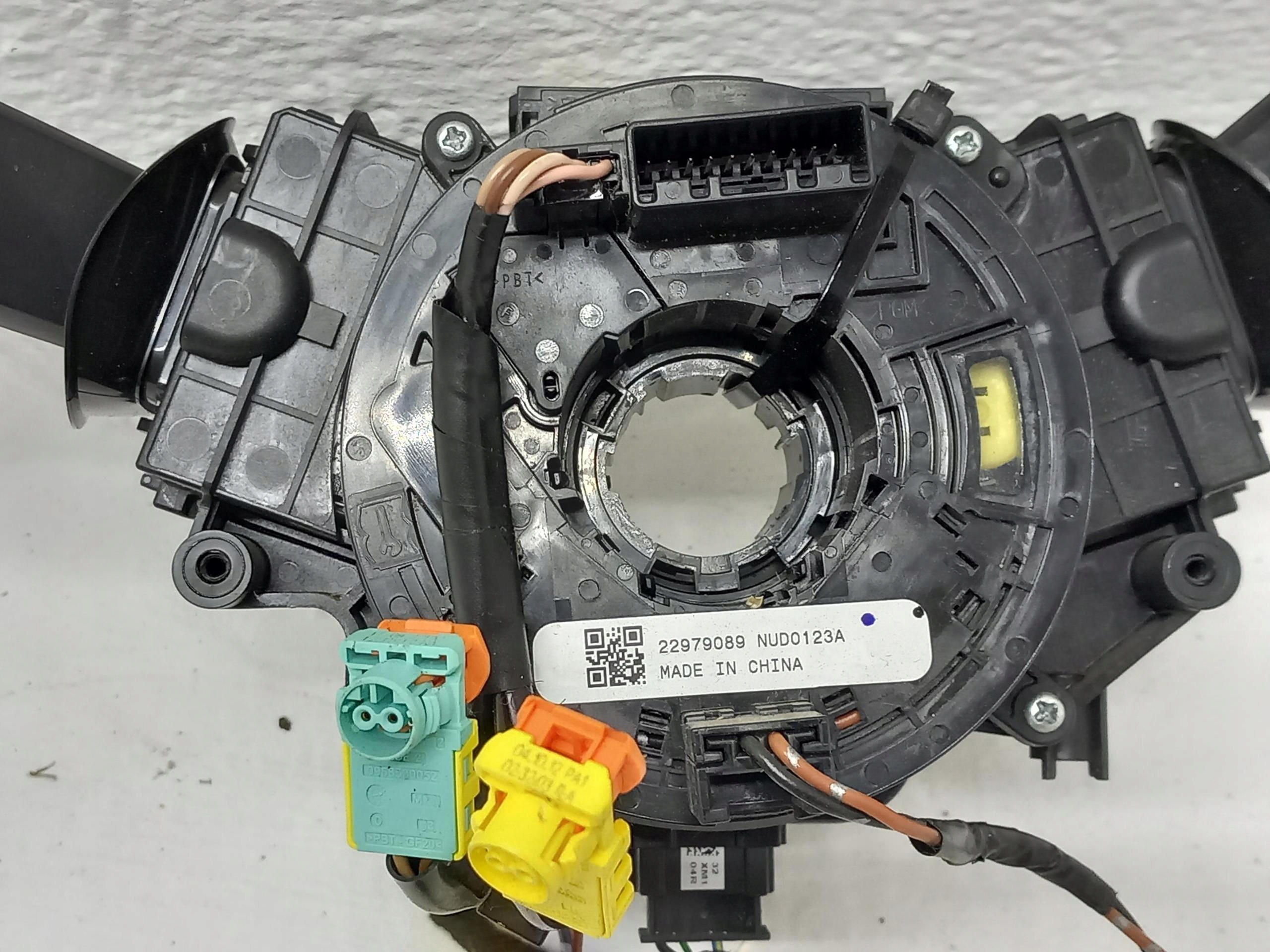 steering wheel levers and controls ring airbag OPEL INSIGNIA A 22979089 08-17