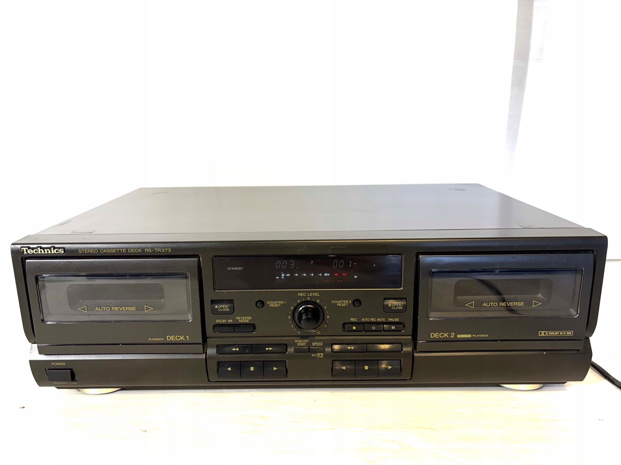 Кассетный магнитофон Technics RS-TR373 черный