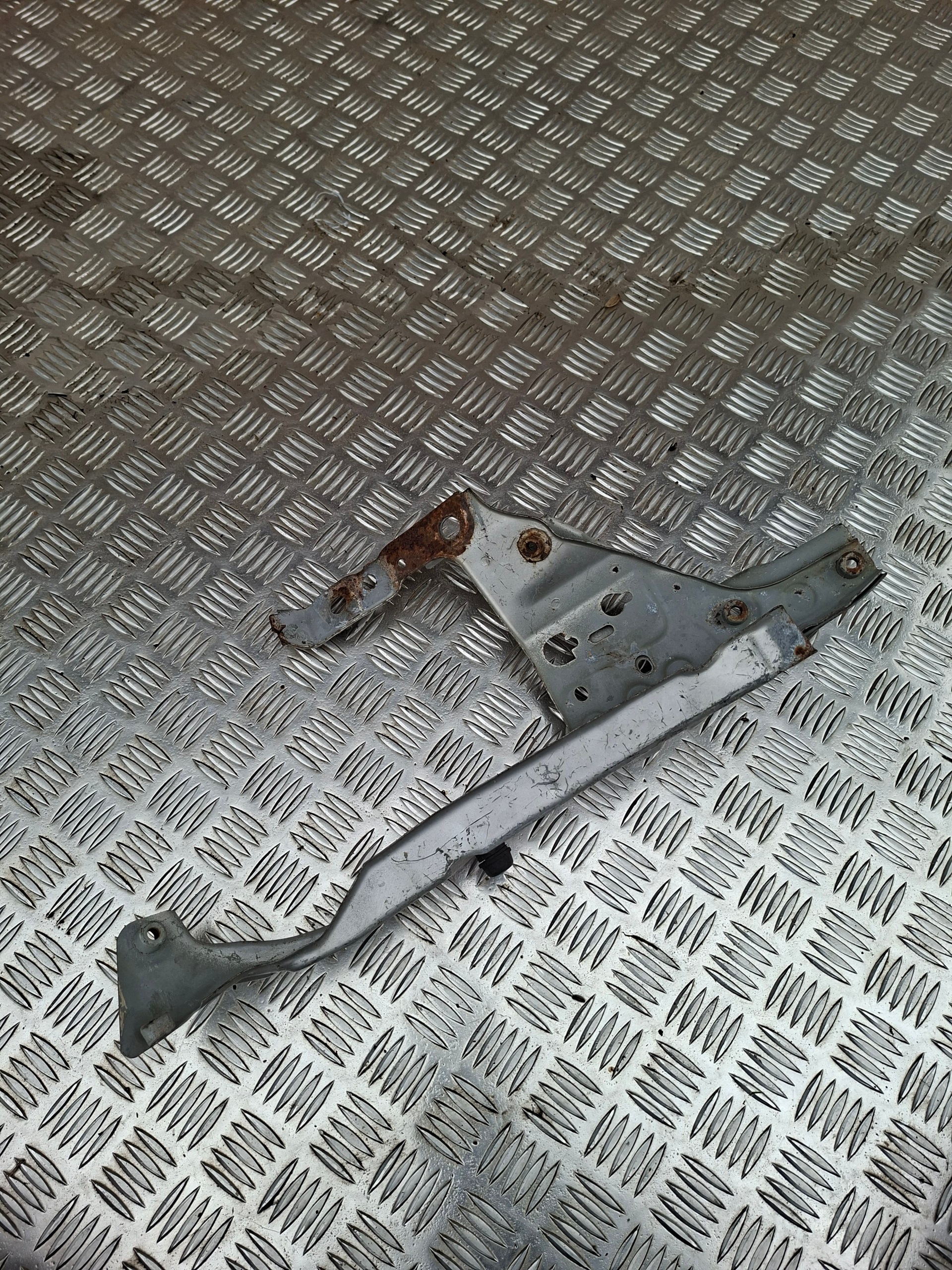 beam tip right OPEL ASTRA H 13237139