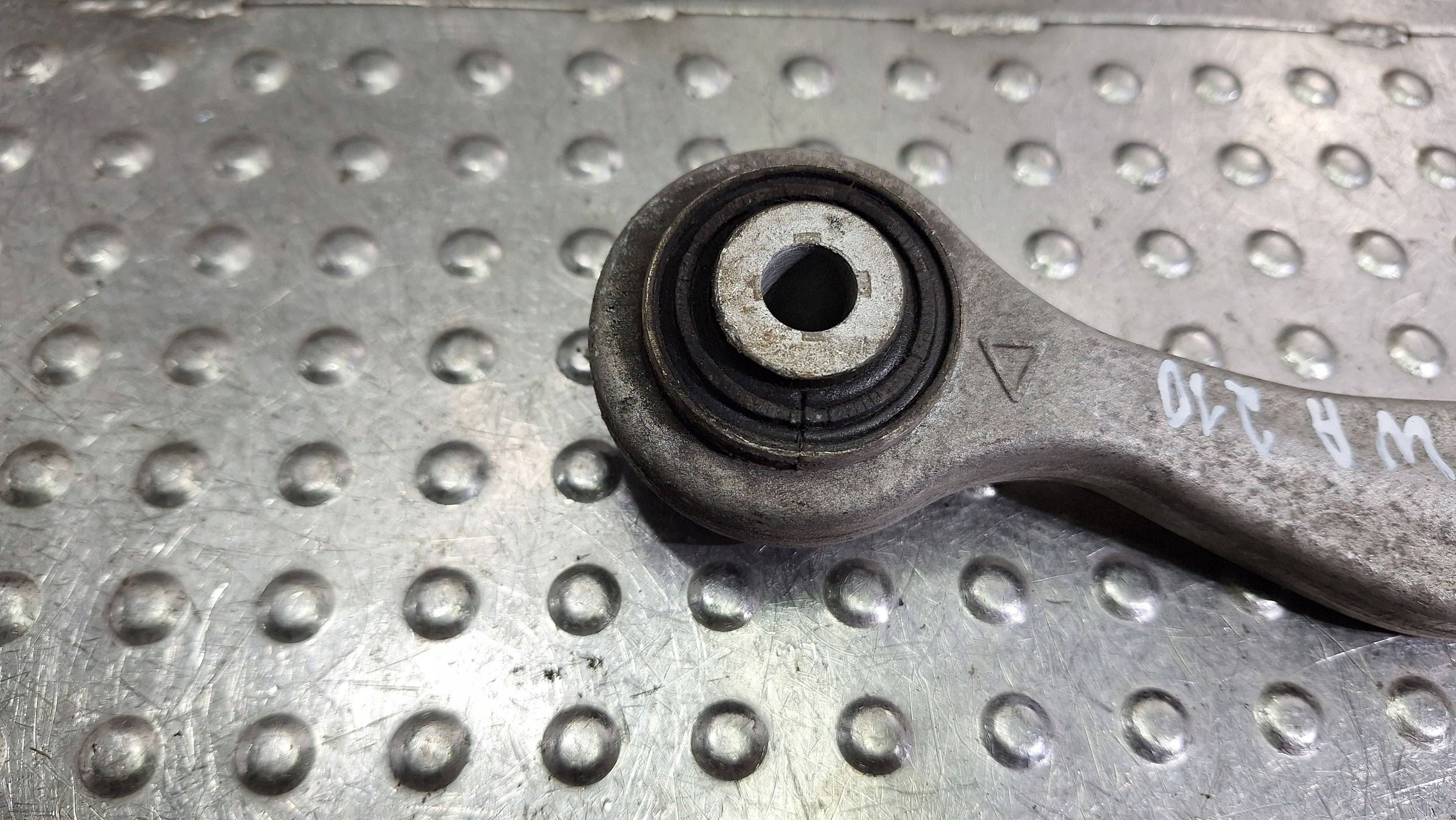 Querlenker links heck 8K0501529N AUDI A4 B8 A5 8T A7 A6 C7 Q5 8R