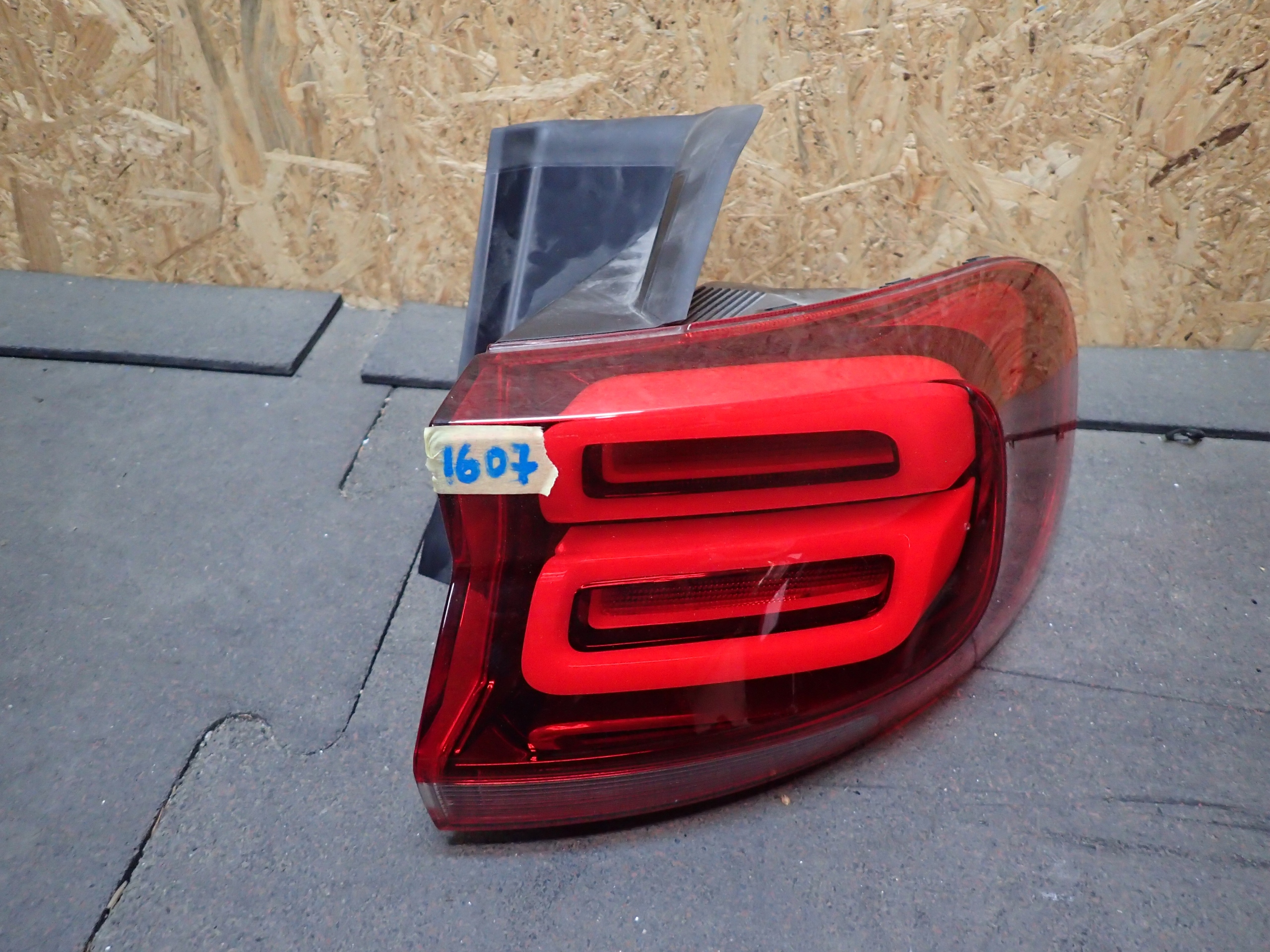 LIGHT REAR PART RIGHT CITROEN C5 AIRCROSS LED 17
