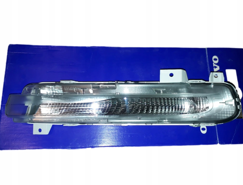 Volvo v40 store drl
