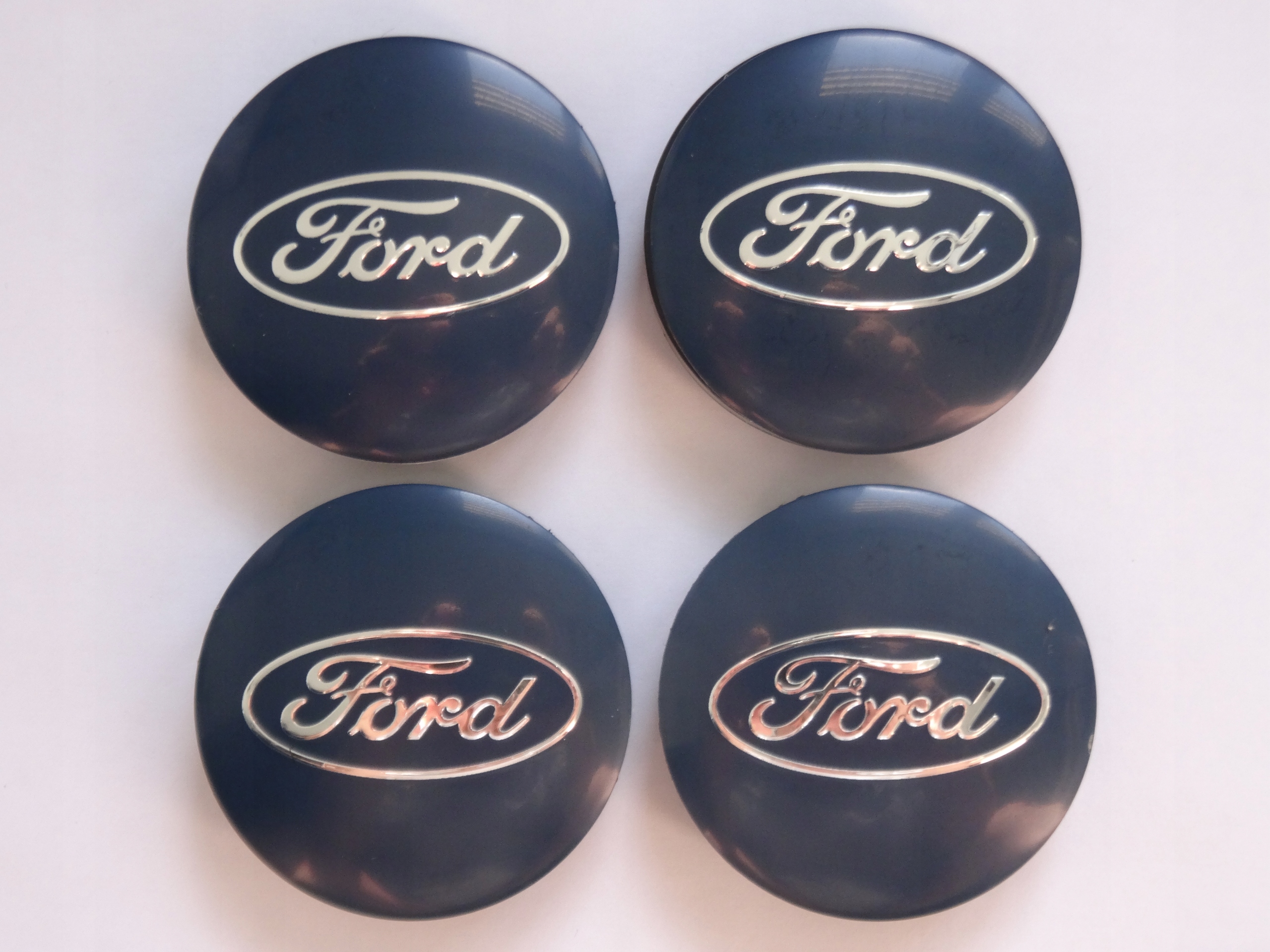 

4x Dekle dekielki emblematy na felgi Ford 56 mm gr