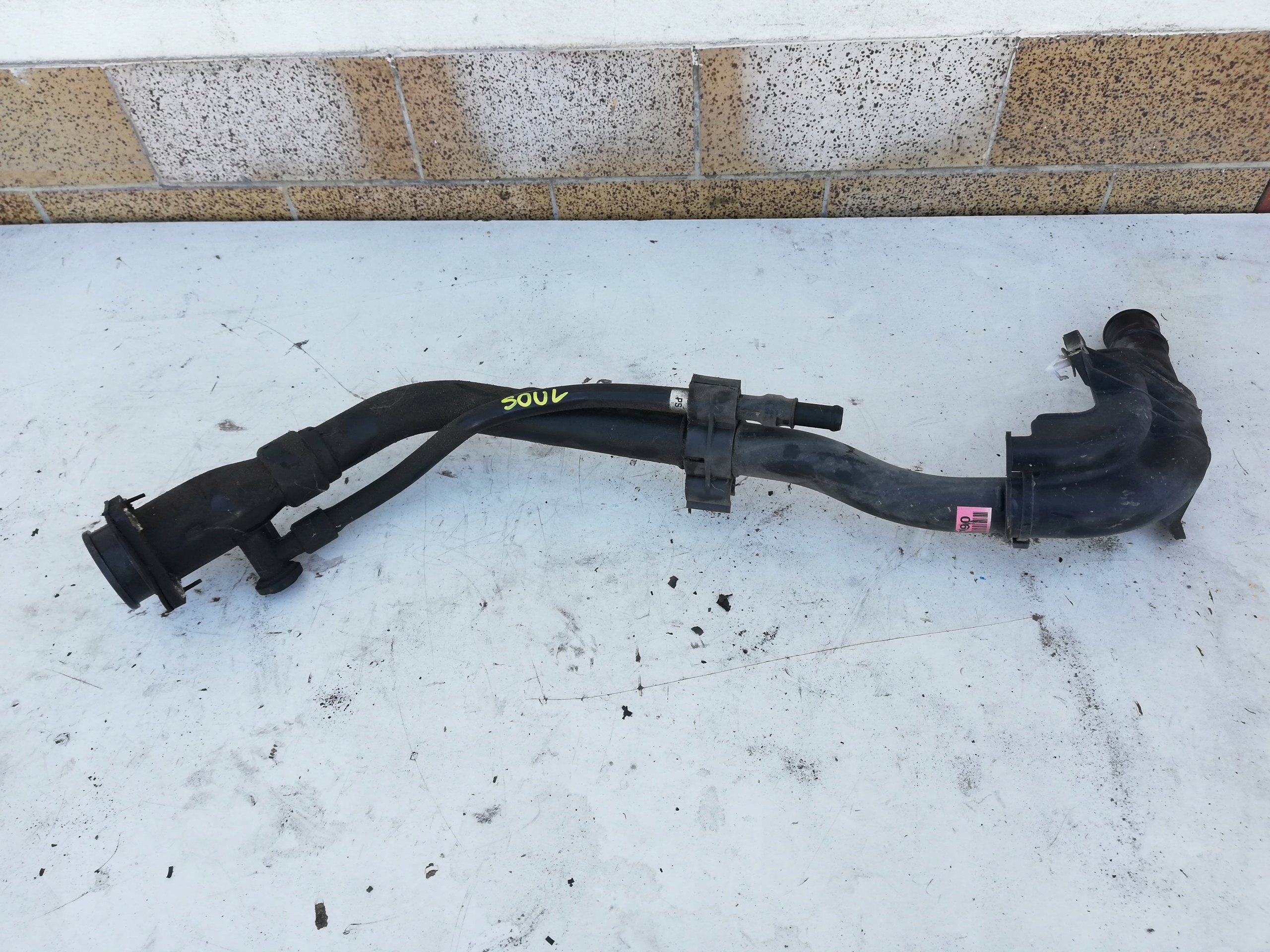 ШЛАНГ ТОПЛИВНОГО БАКА ДЛЯ KIA SOUL II 14-17 1.6 CRDI