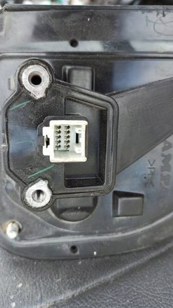 Isizu D-max 10- lusterko lewe 10 pin Typ samochodu Samochody osobowe