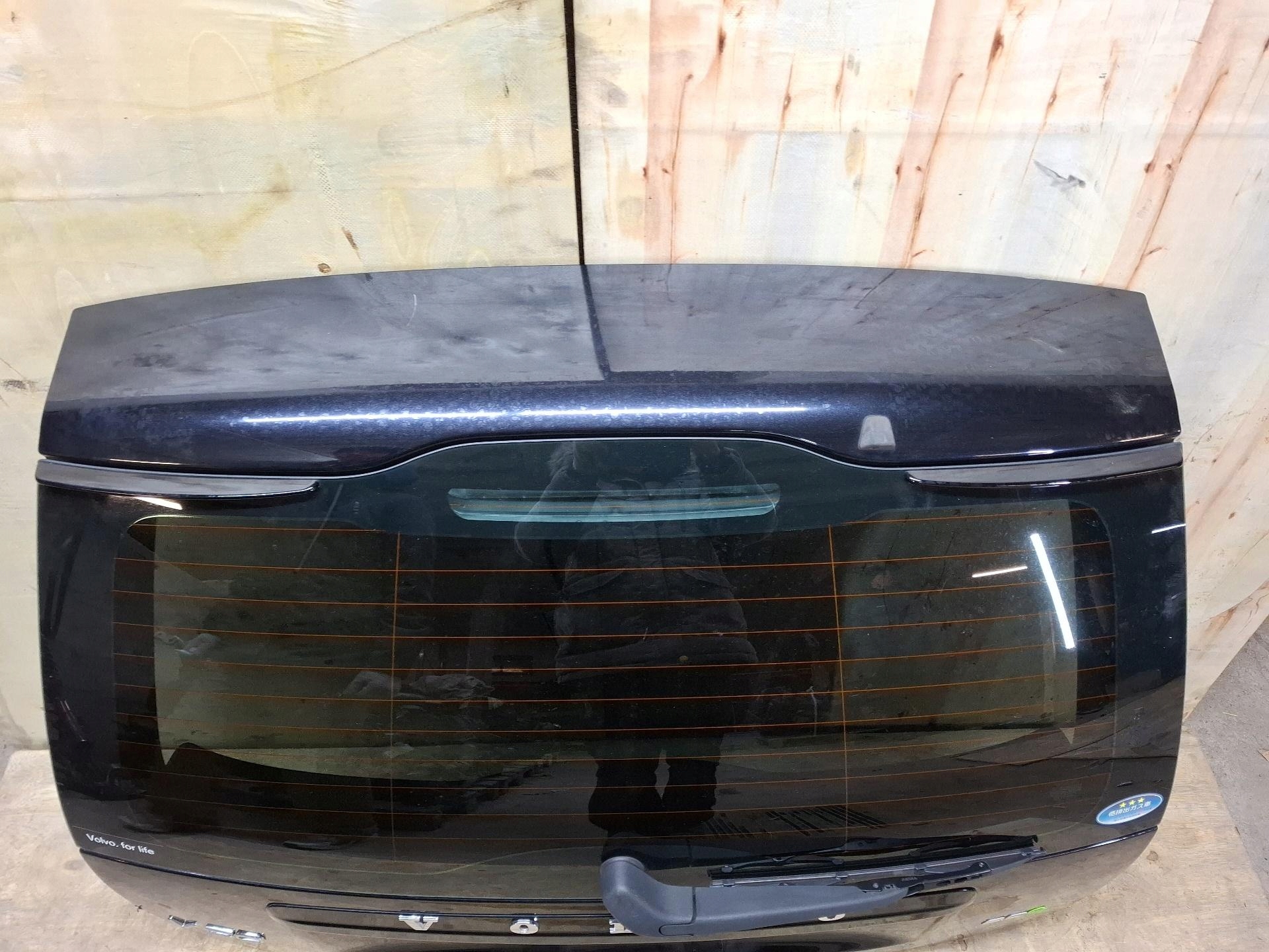rear trunk door boot Volvo V50 facelift 2010
