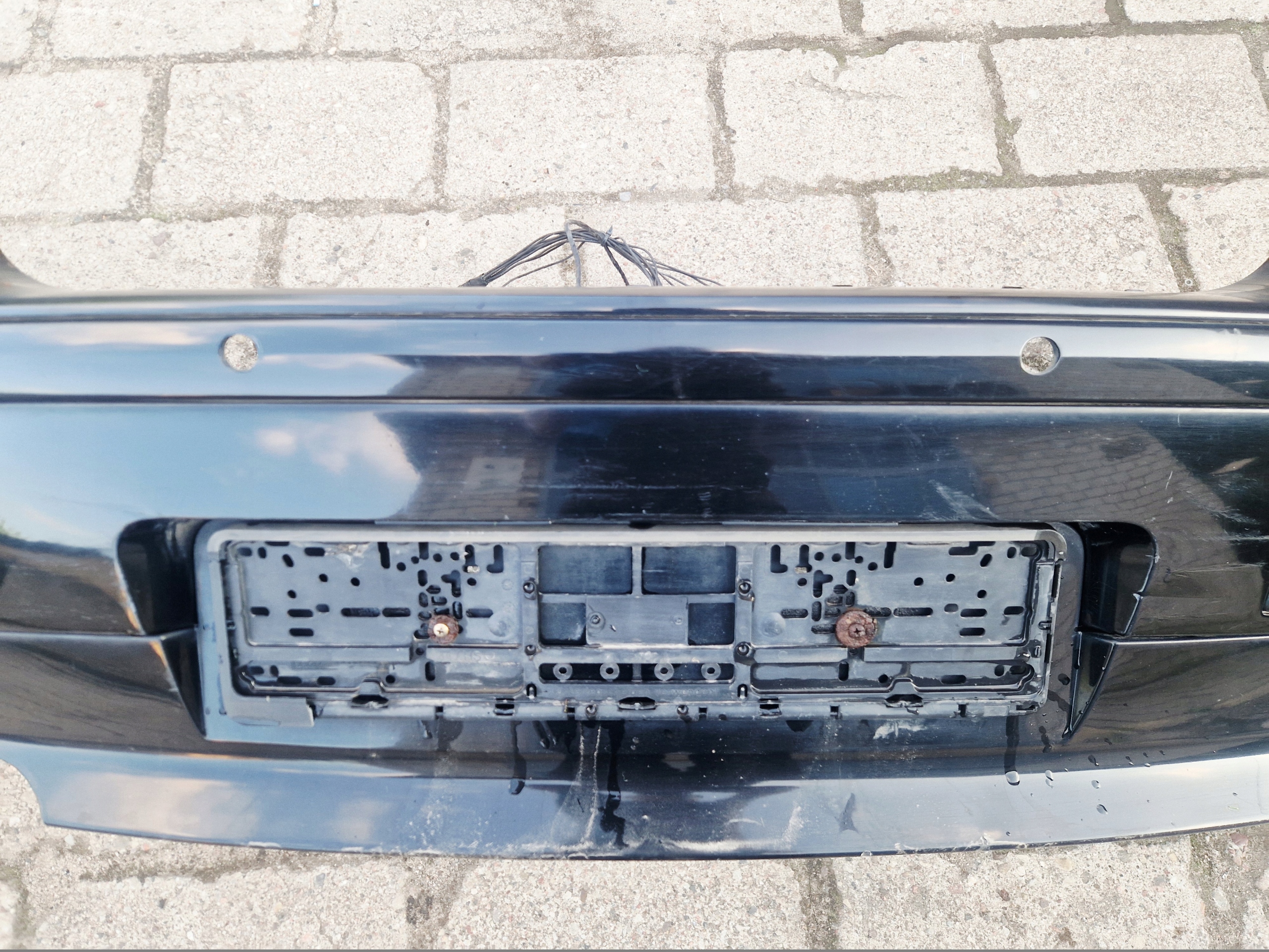 BMW E87 Stoßstange heck TYLNI PDC Farbe 668