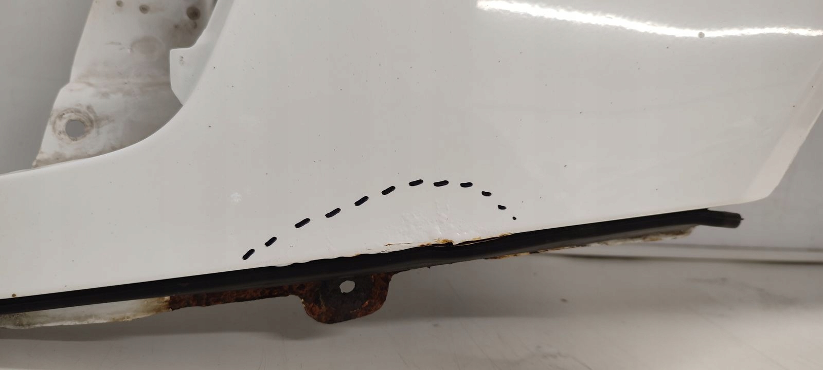 fender left front front Mercedes W124 kombi 149