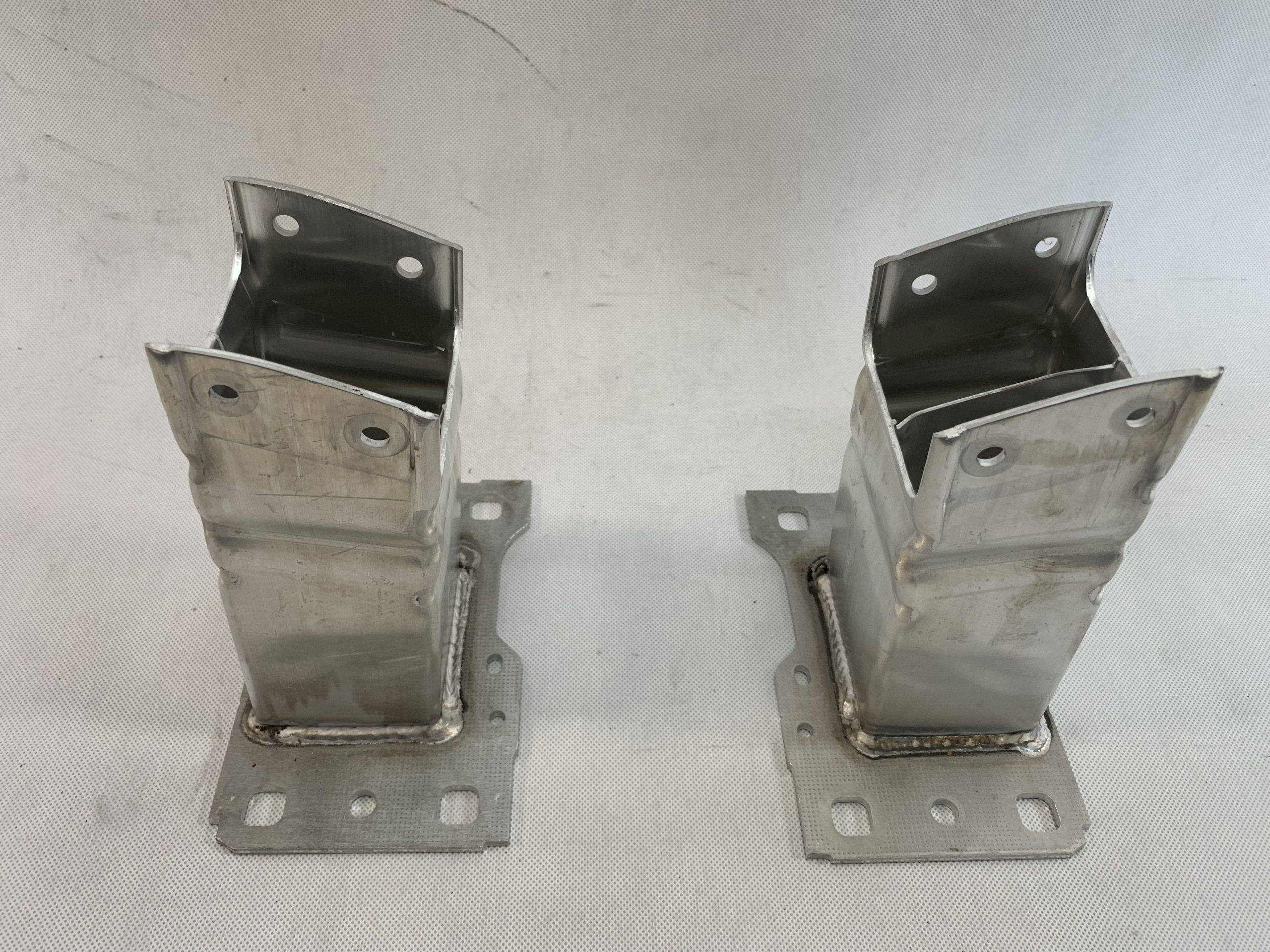 beam tip sider front Audi A4 15r 8W0807133 07.26