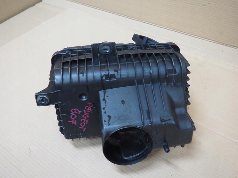 корпус салонного фильтра Воздух peugeot 607 2.7