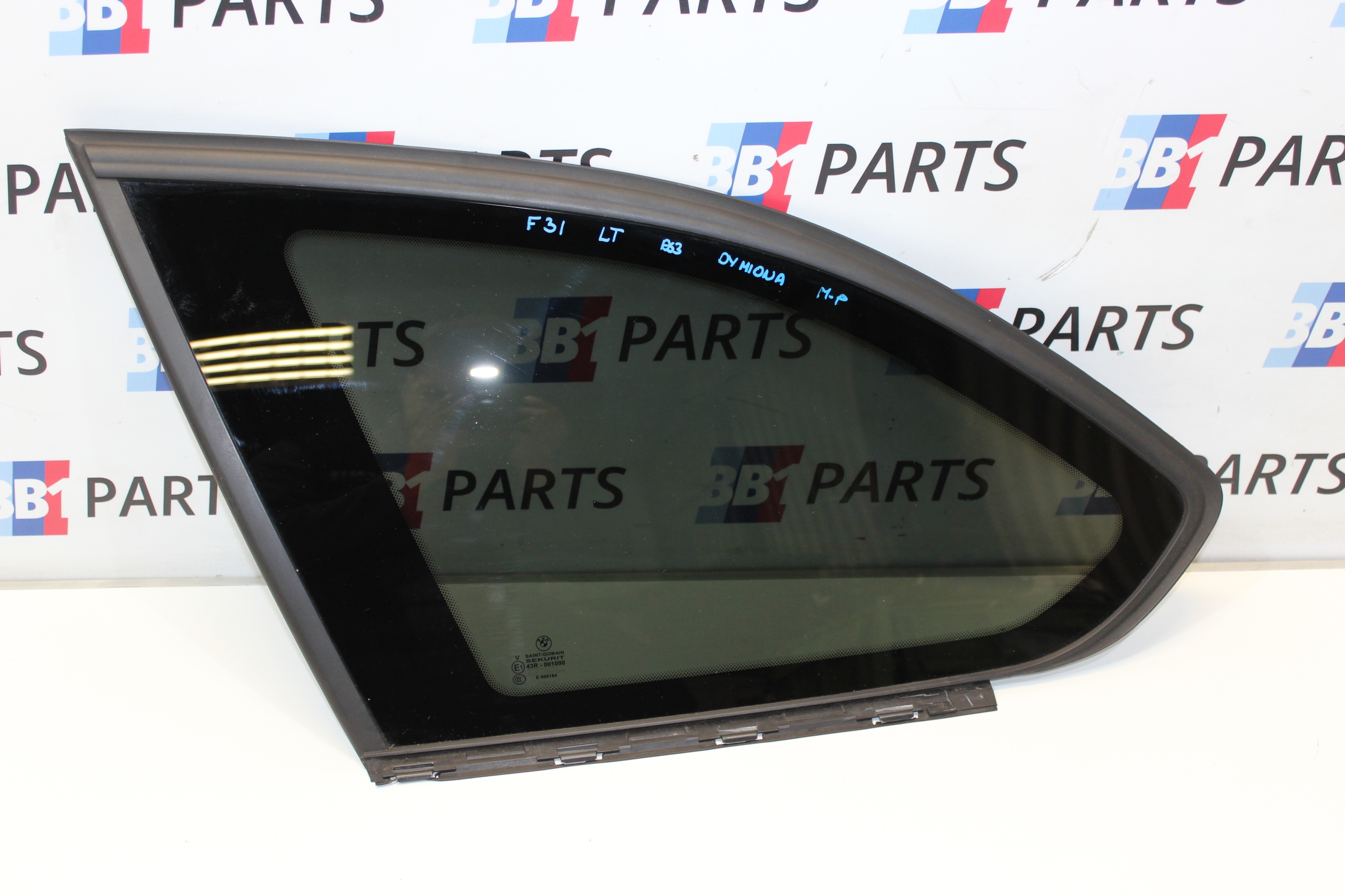 BMW F31 стекло заднее левое заднее дымовое M-пакет