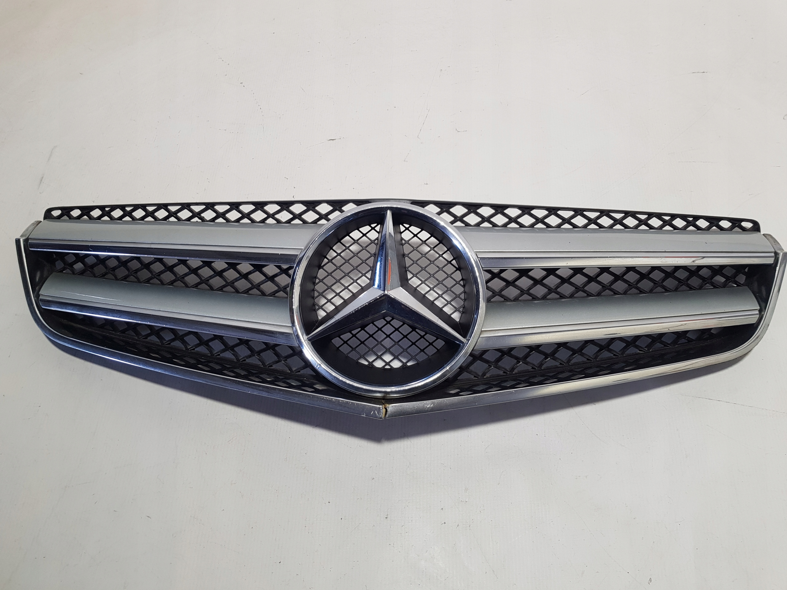 mask hűtőrács MERCEDES E-KLASA COUPE CABRIO W207 C207