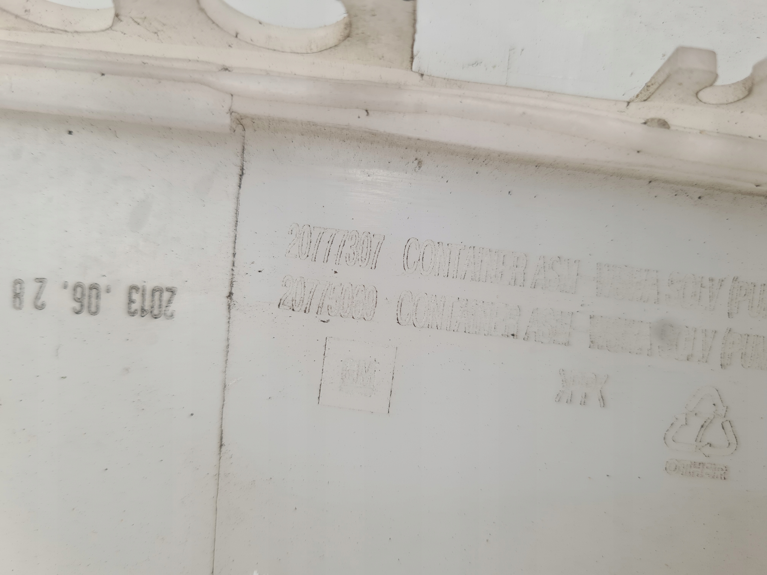 бачок омывателя насоса Chevrolet CAPTIVA комплектный