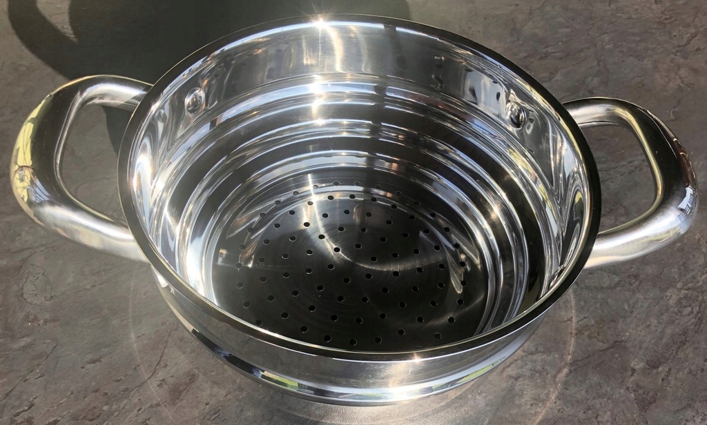 SITO DO GOTOWANIA NA PARZE METALOWE STALOWY WKŁAD NA GARNEK 20,18,16 cm Informacje dodatkowe możliwość mycia w zmywarce możliwość używania w piekarniku