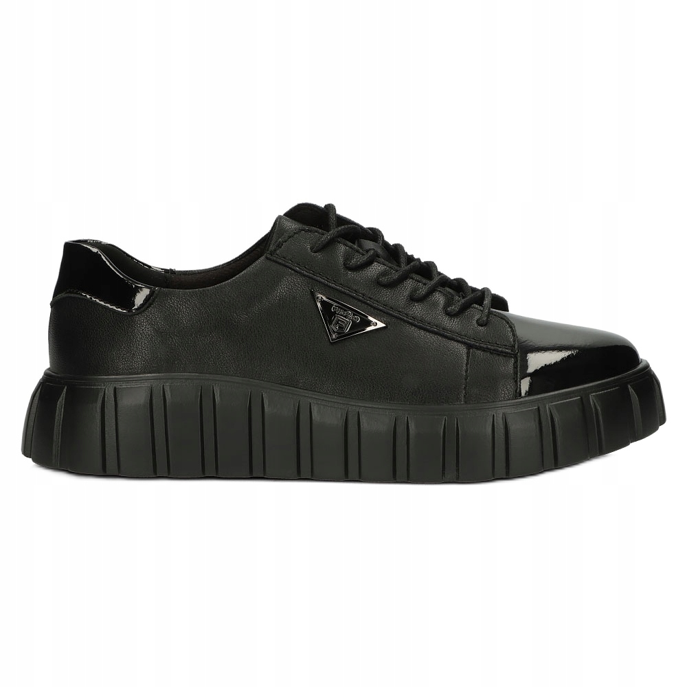

Skórzane sneakersy wiązane Filippo DP4138 r.40