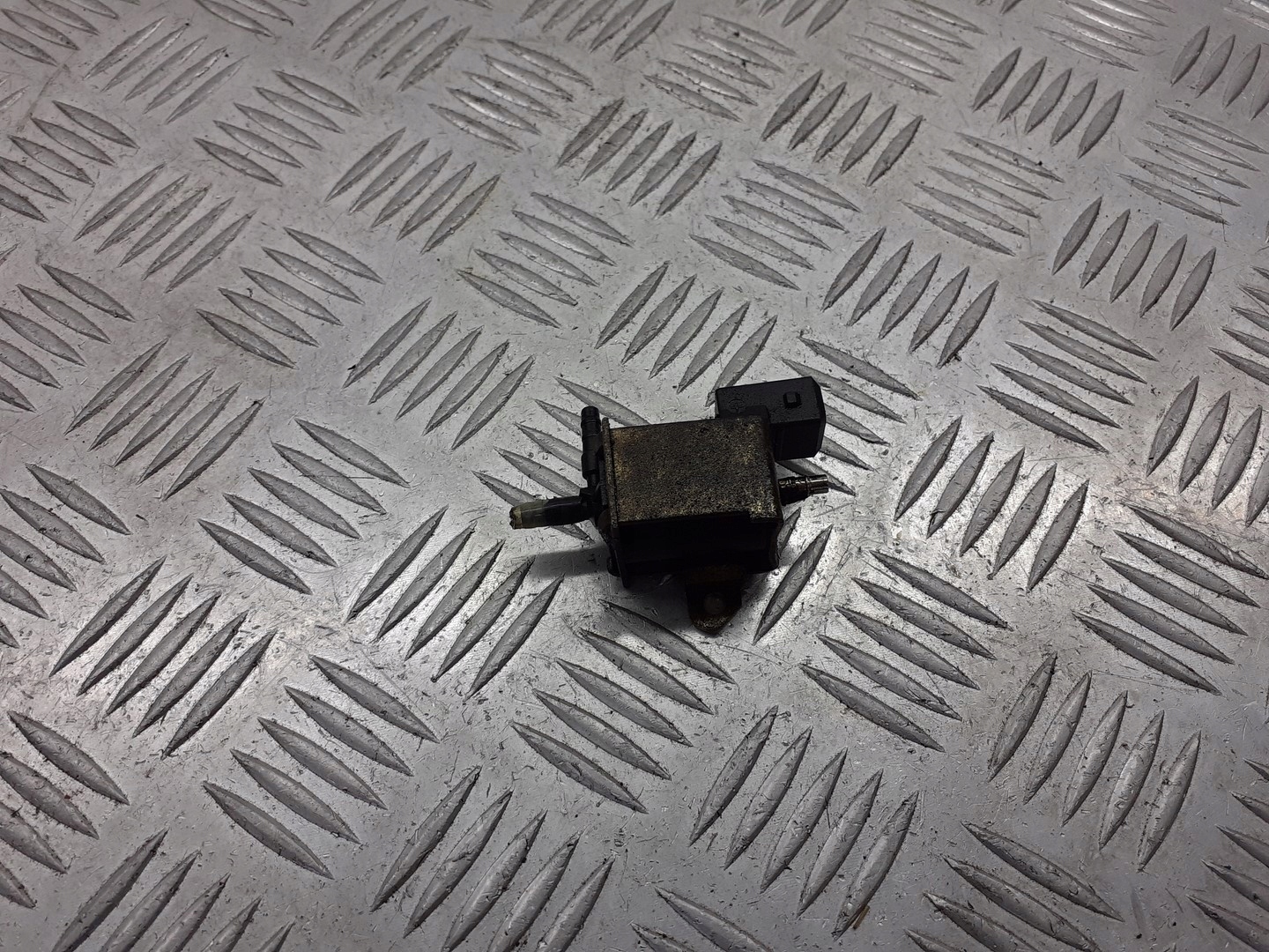 клапан давления opel INSIGNIA A 2.0 T