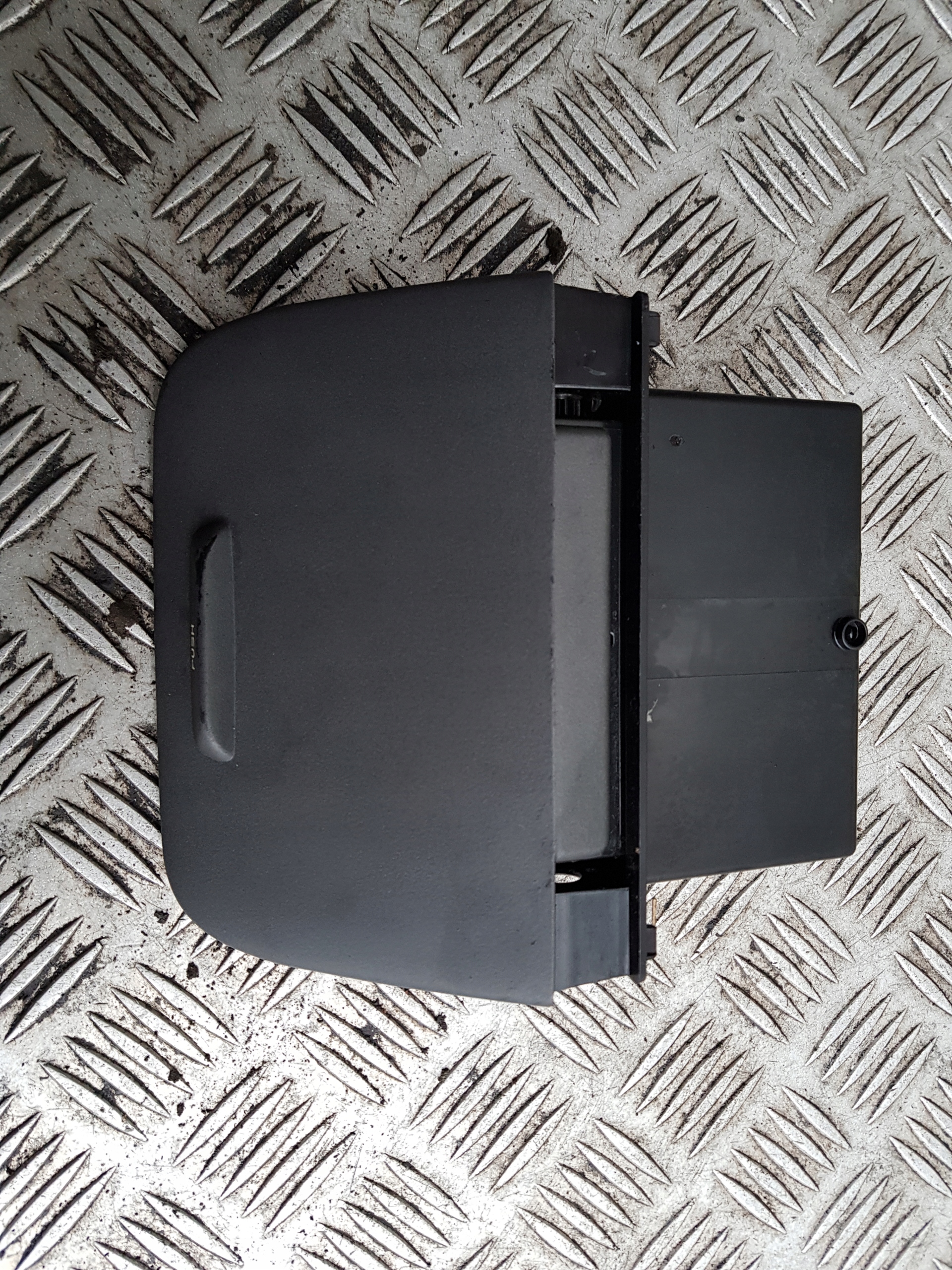 VOLVO V70 ashtray 9158408