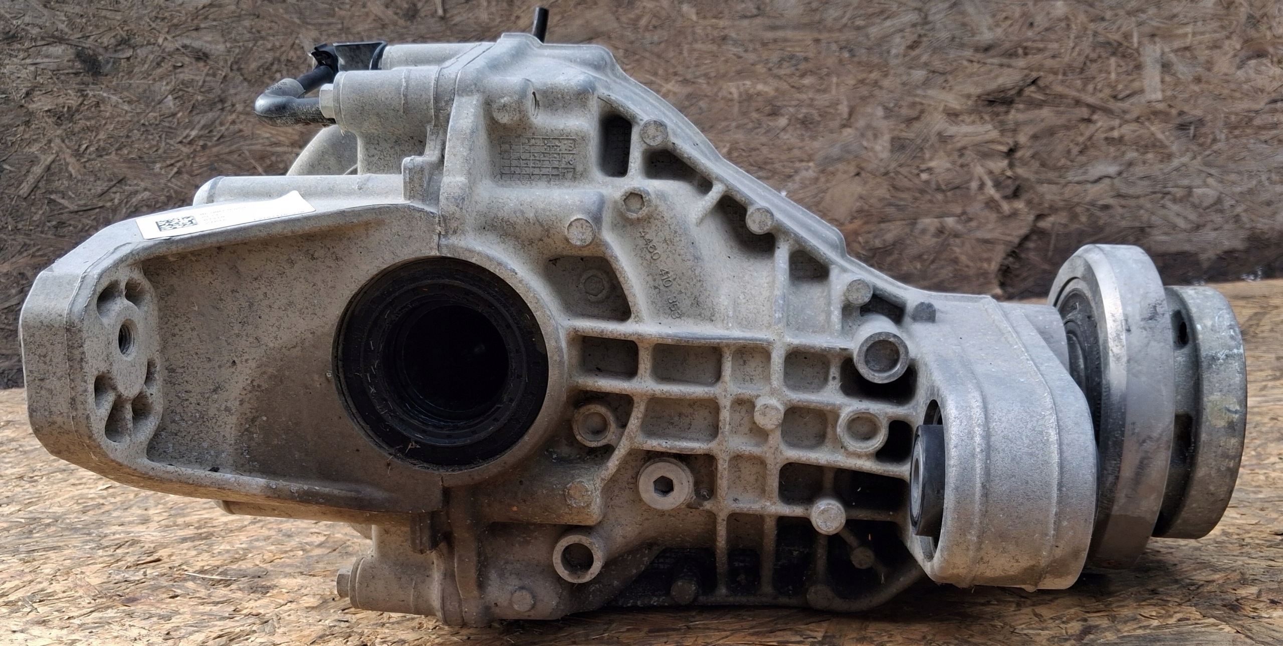 différentiel diff. différentiel arrière arrière MASERATI LEVANTE 06700376850