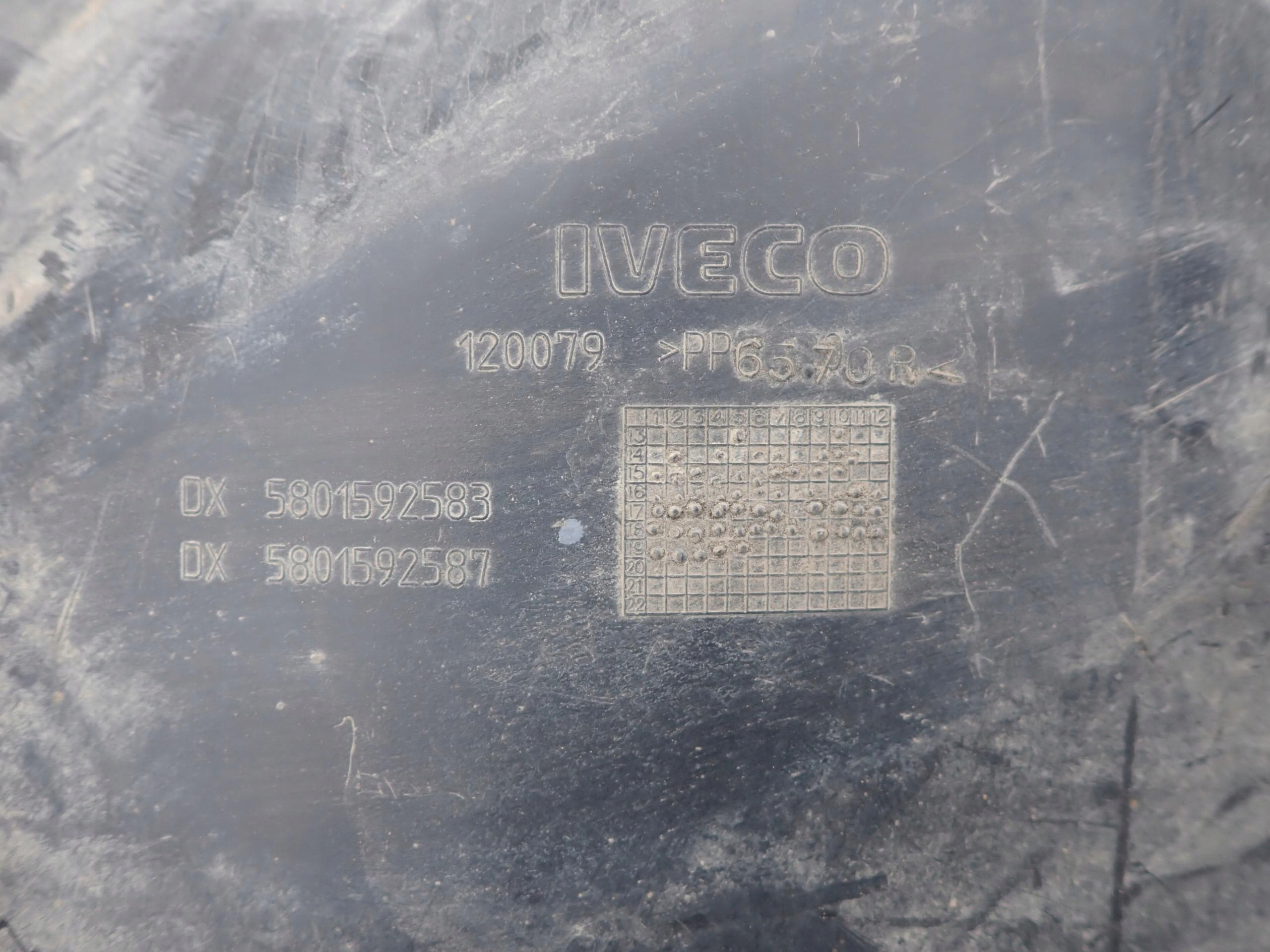IVECO DAILY IV 14- mudguard right front front