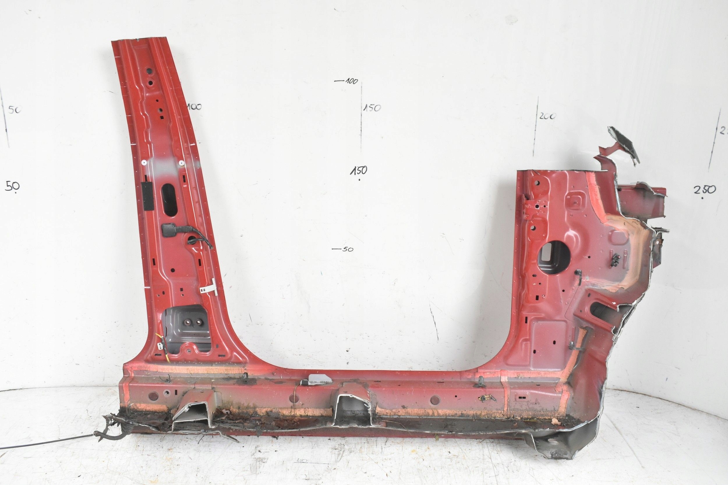 PRÓG SŁUPEK LEWY PRZÓD SSANGYONG TIVOLI RAM 15- Producent części SsangYong OE