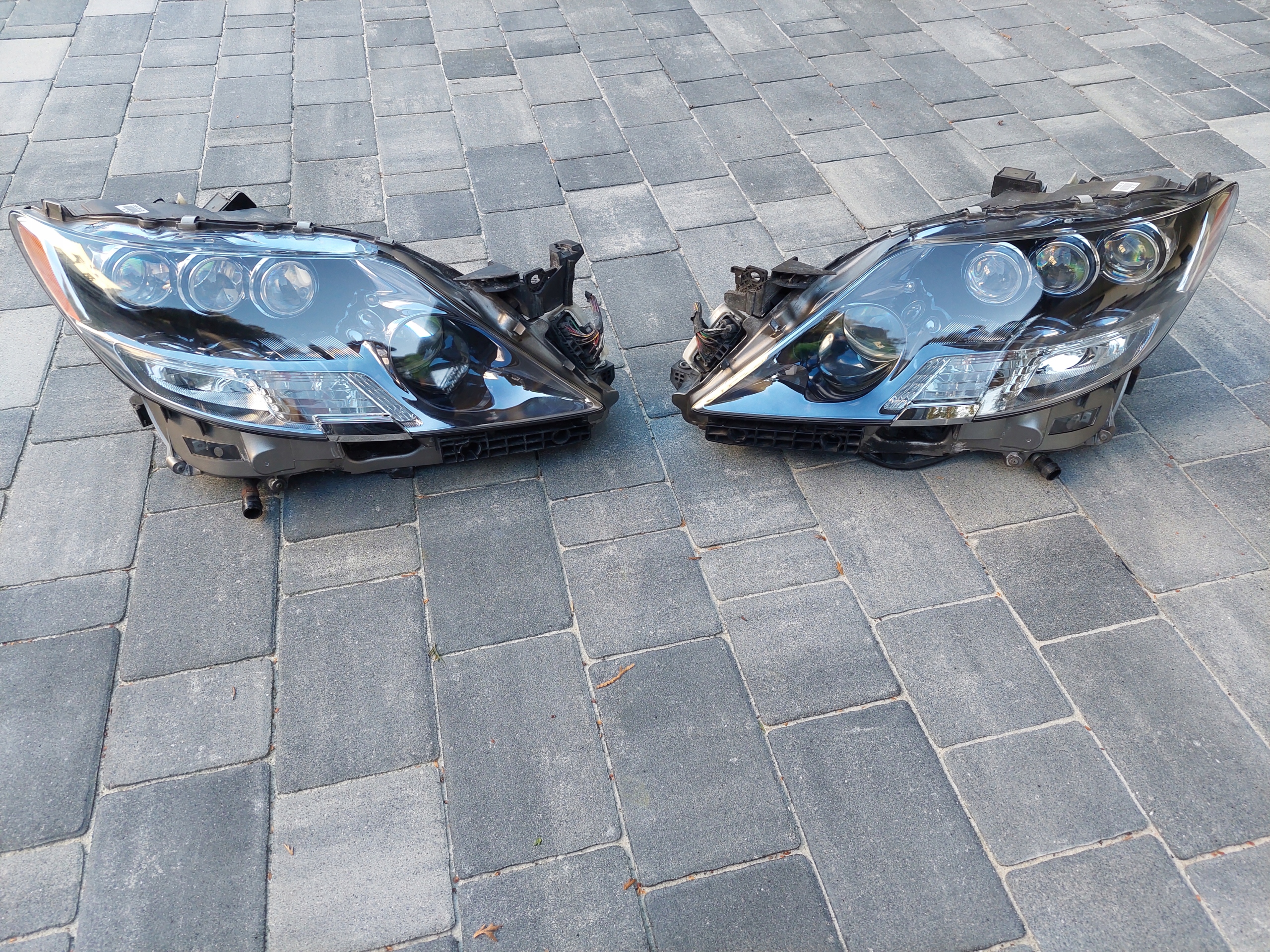 light front left right front left right XENON LEXUS LS IV 600 LS600 H