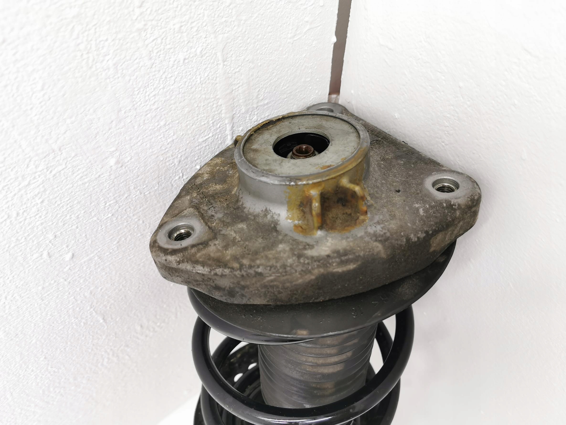 shock absorber right front MERCEDES B-KLASA W246 1.8 CDI A2463206613
