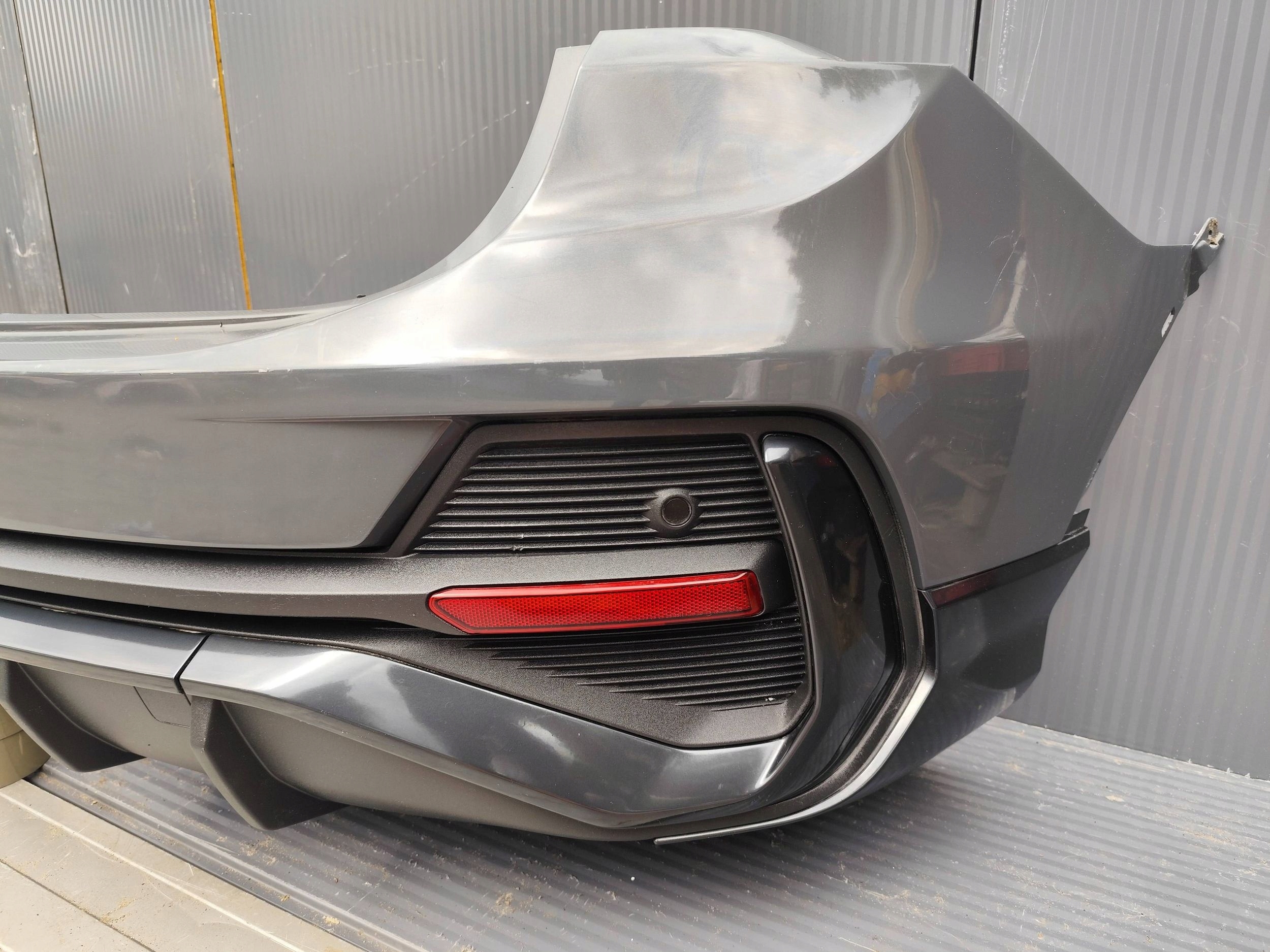 AUDI Q3 83A SPORTBACK S-LINE bumper rear part complete PDC DEMONTAZ