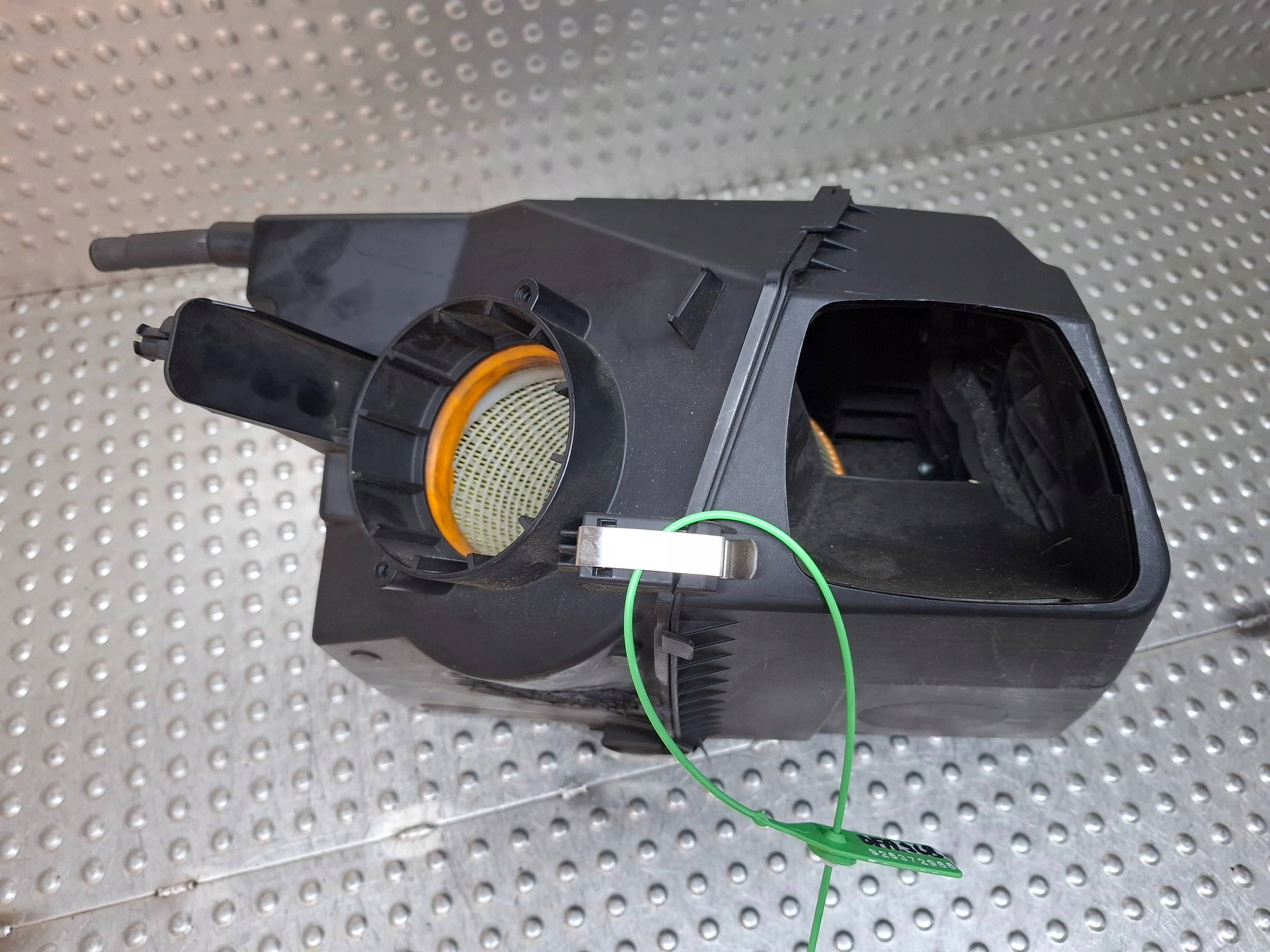 Gehäuse filter luft 4F0133835H AUDI A6 C6 2.0 TDI 140 KM 04-08