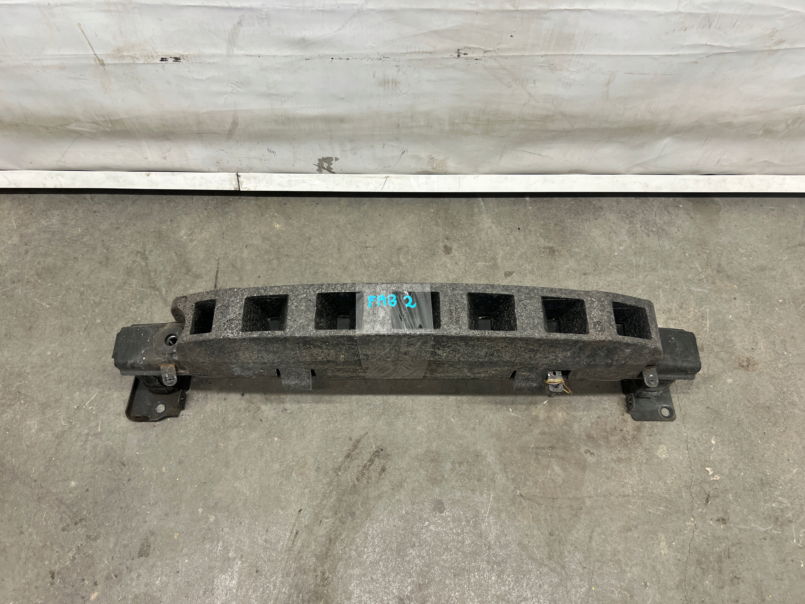 Fabia II bumper support front front 5J0807109D