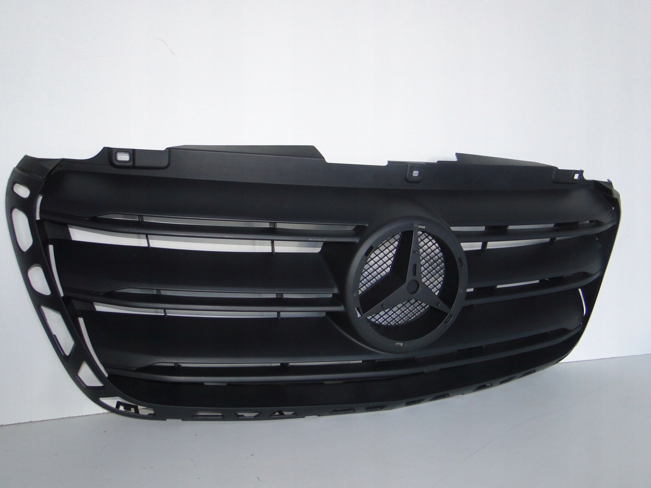 MERCEDES SPRINTER W907 907 W910 GRILL ATRAPA LIFT Numer katalogowy części A9108852800