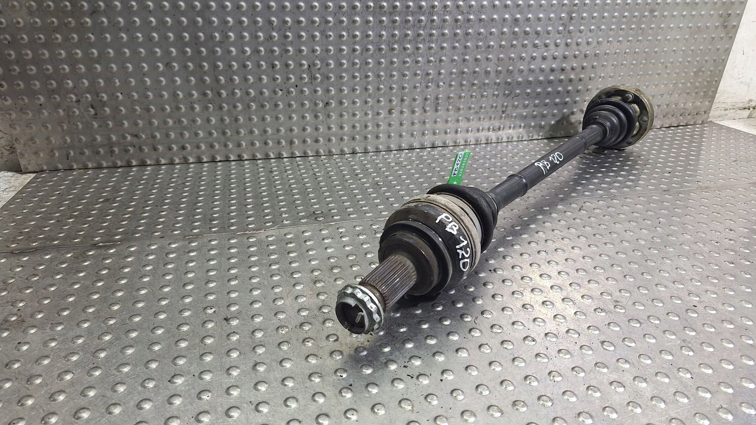 semi-axis right rear part 4608776 BMW X1 E84 N47 2.0D