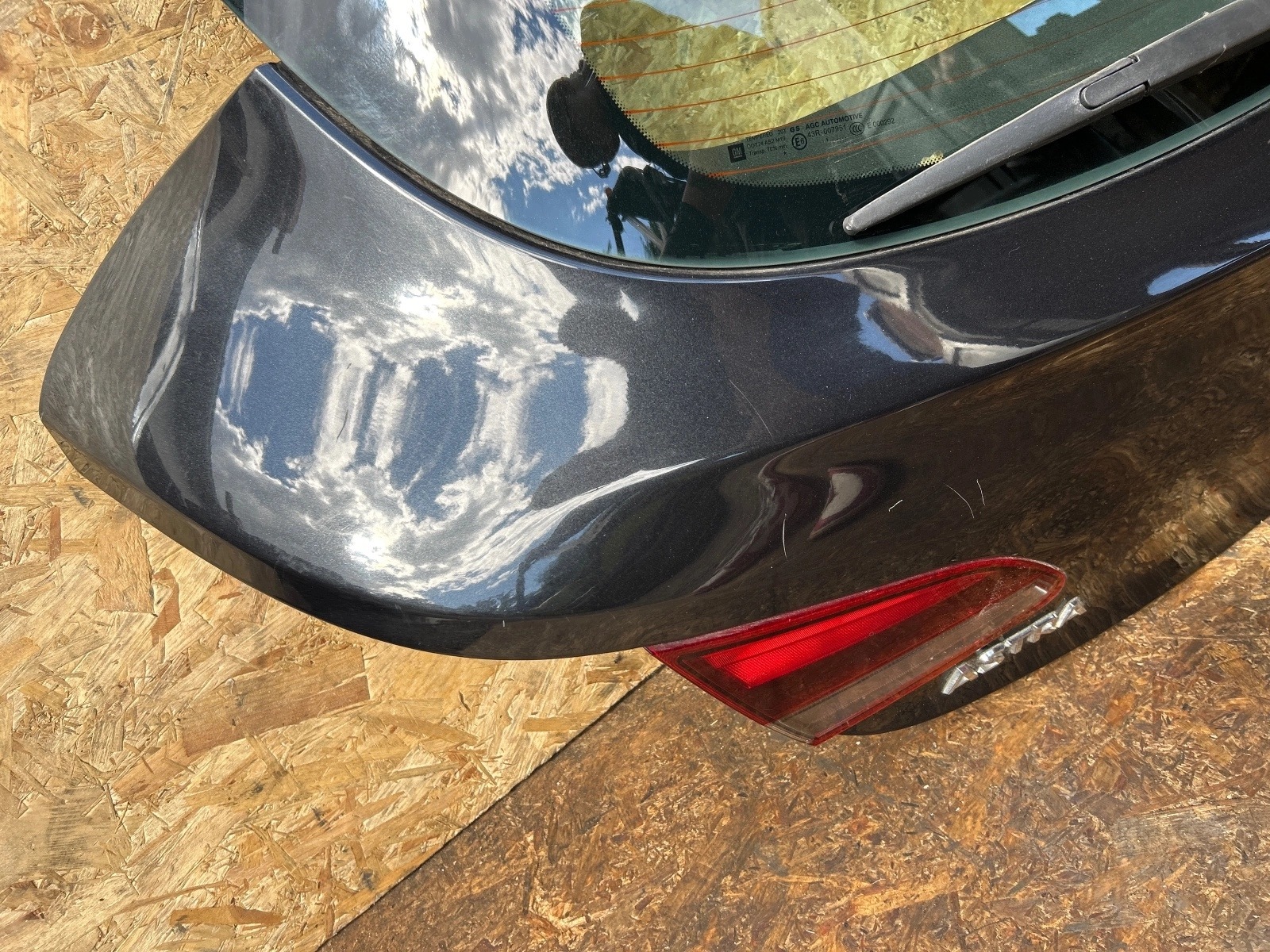 trunk door boot rear part Opel Astra J GTC