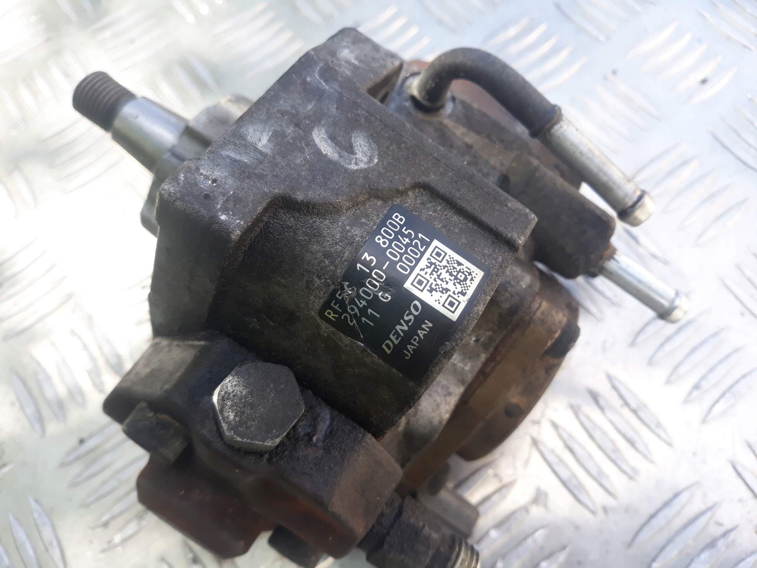 POMPA WTRYSKOWA MAZDA 5 6 2.0 CITD RF5C 13800B Producent części Mazda OE