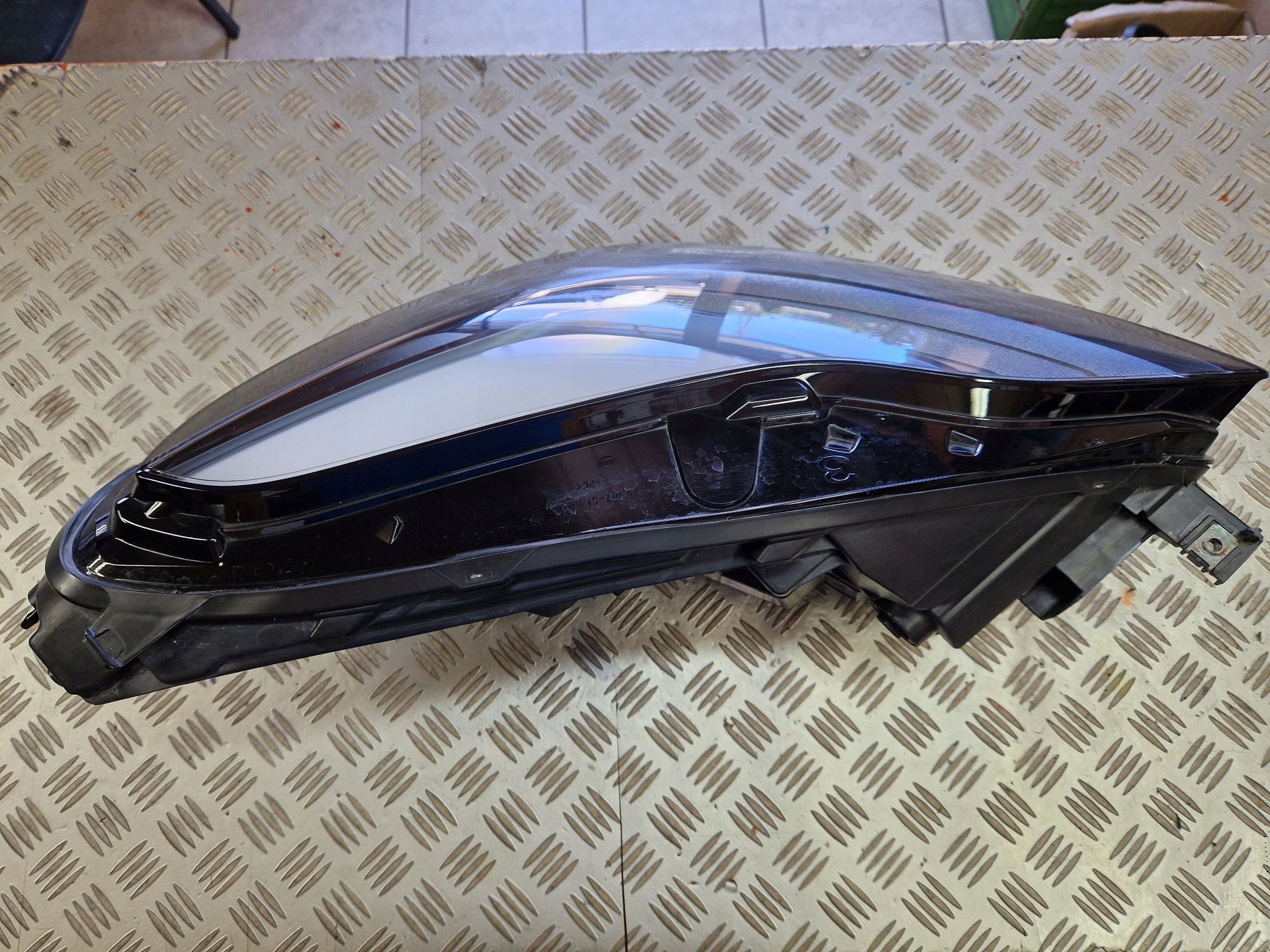 light left front FULL LED TESLA 3 LIFT TESLA Y 2020R->