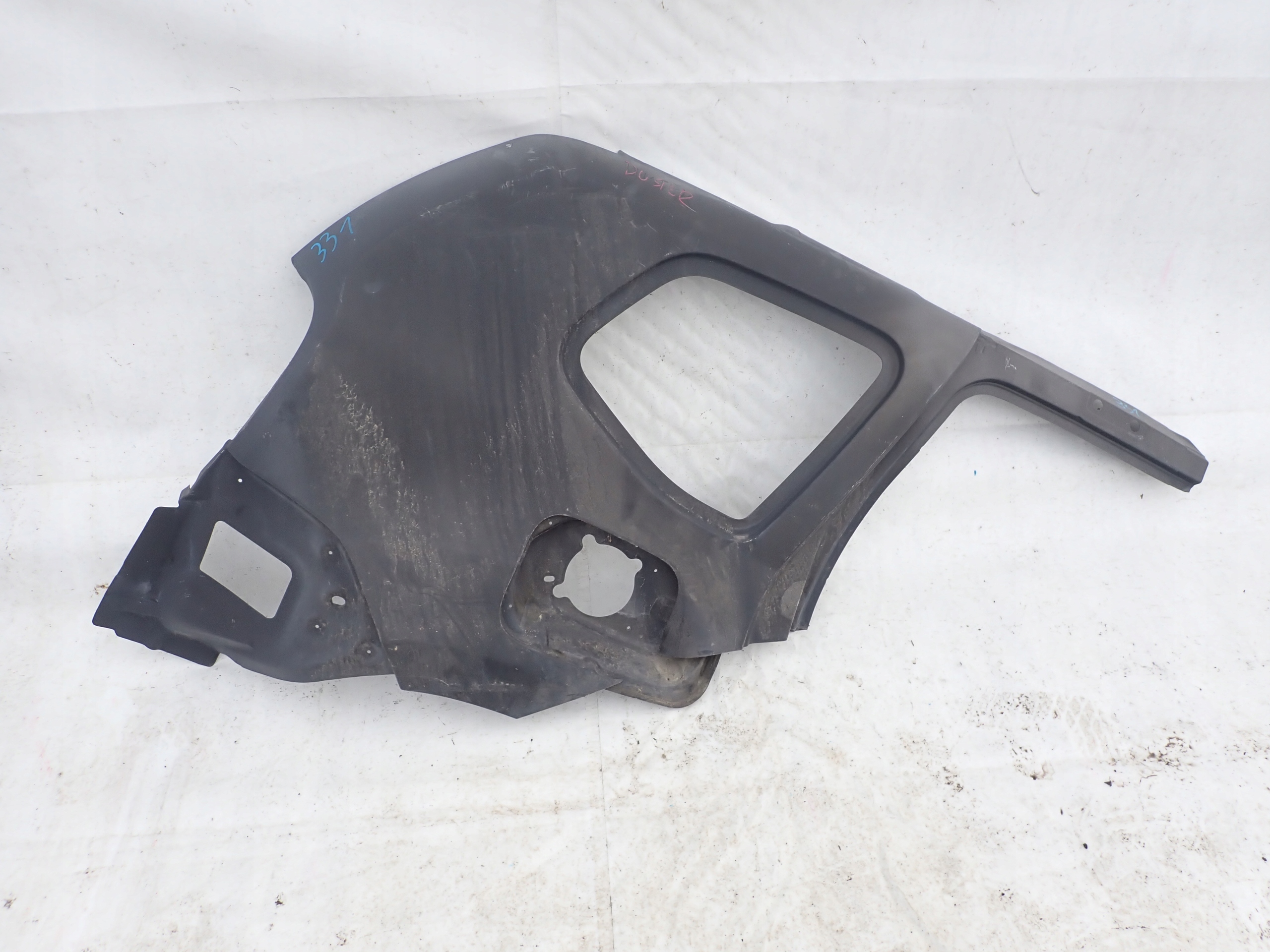 DACIA DUSTER e 1 10-18 parafango posteriore posteriore Destra