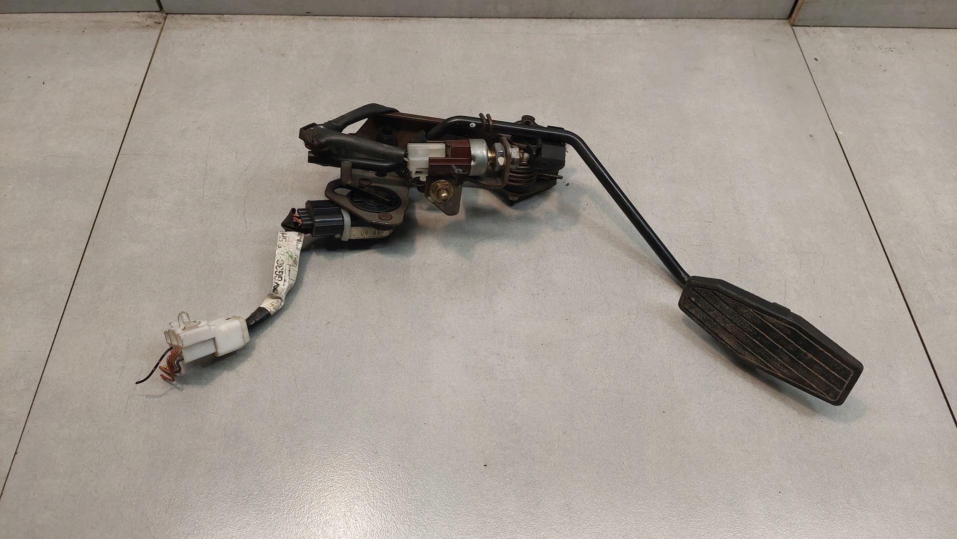 potentiometer Gas MAZDA 626 V 2.0 D