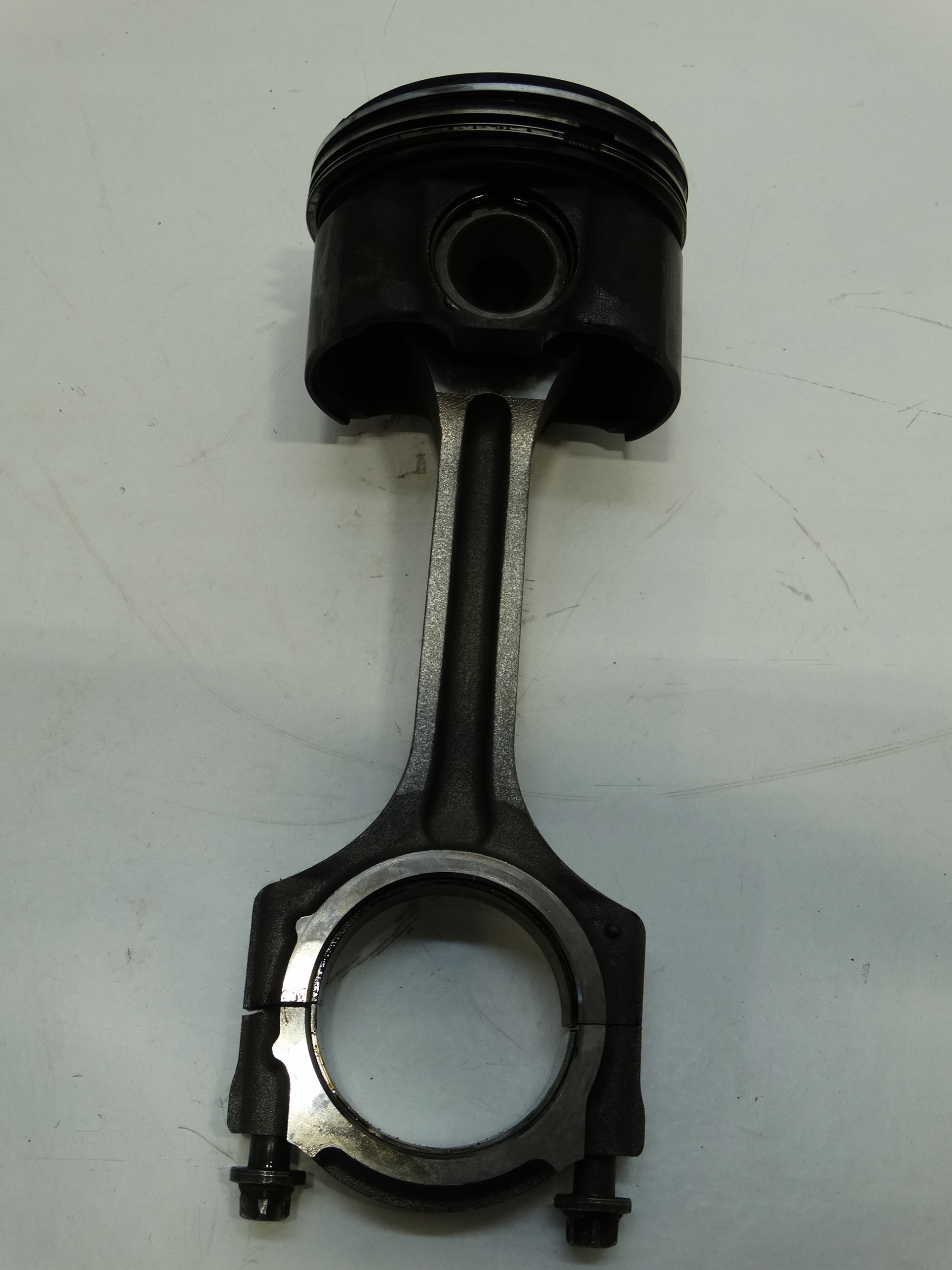 piston connecting rod FORD TRANSIT CUSTOM 2.0 TDCI ECOBLUE 96KW 2412C2325U 19R.