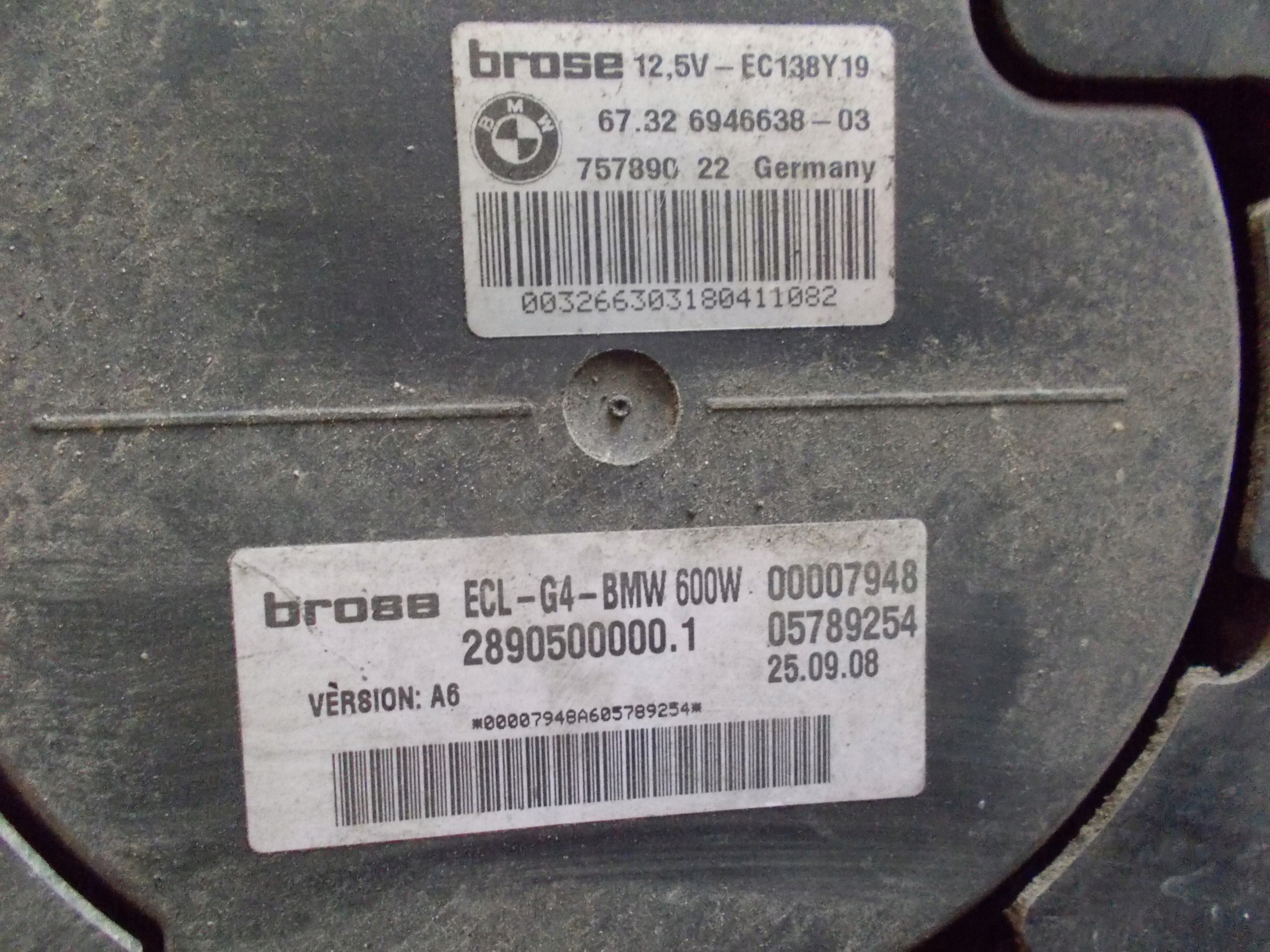 BMW X3 E83 3.0D 08R KOMPLET Radiateur 6946638 73393582