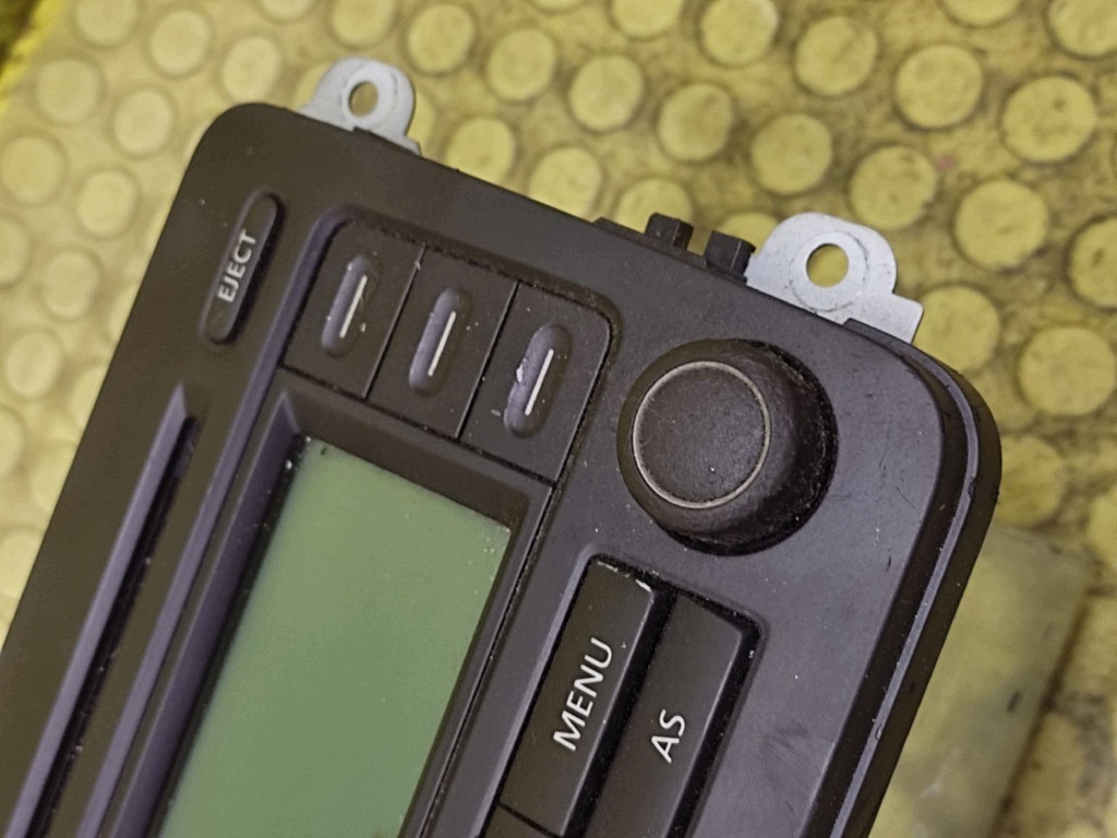 VW GOLF V RADIO