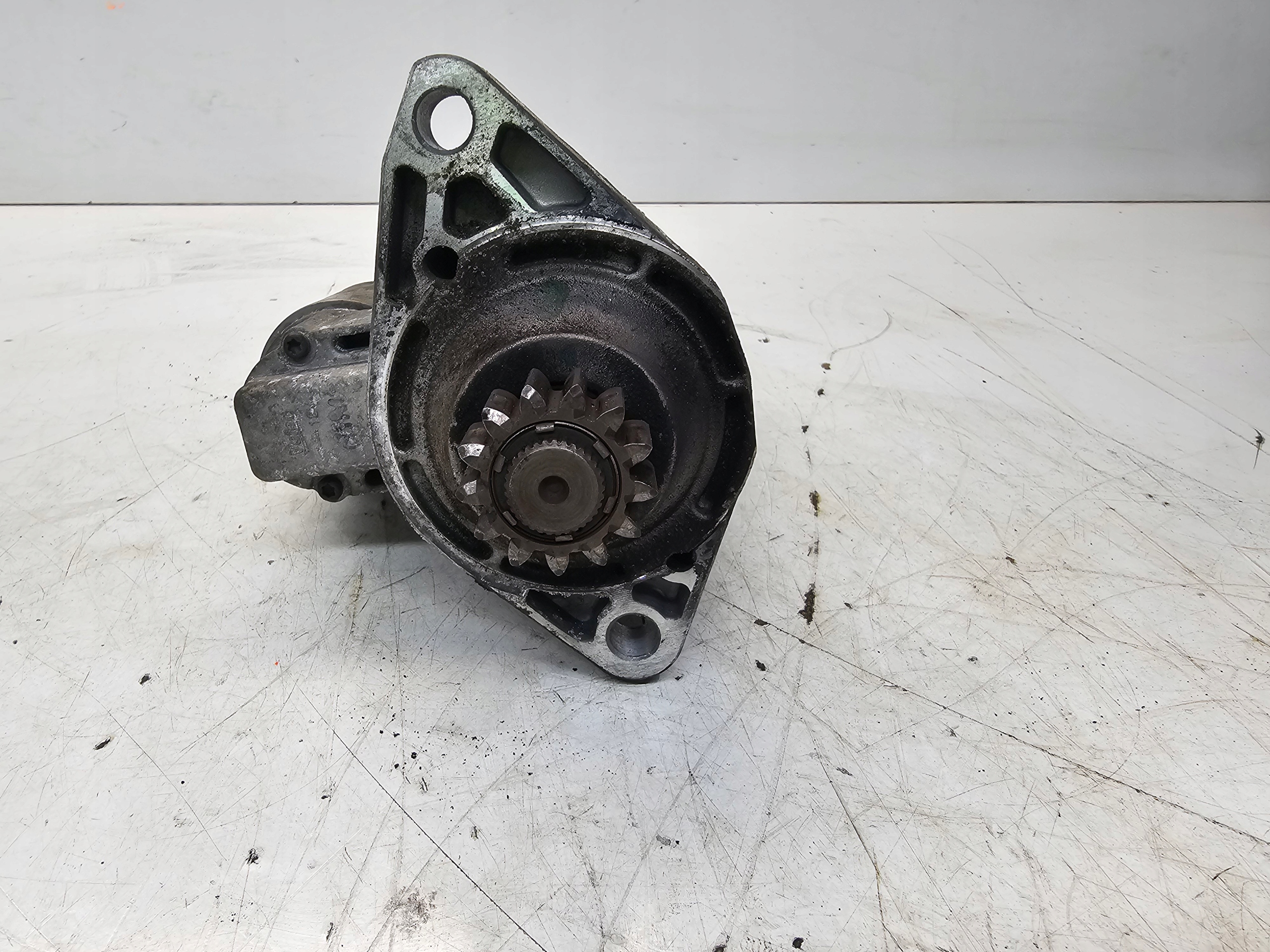 starter AUDI VW SKODA 2.0 TDI 02E911023T 2/24