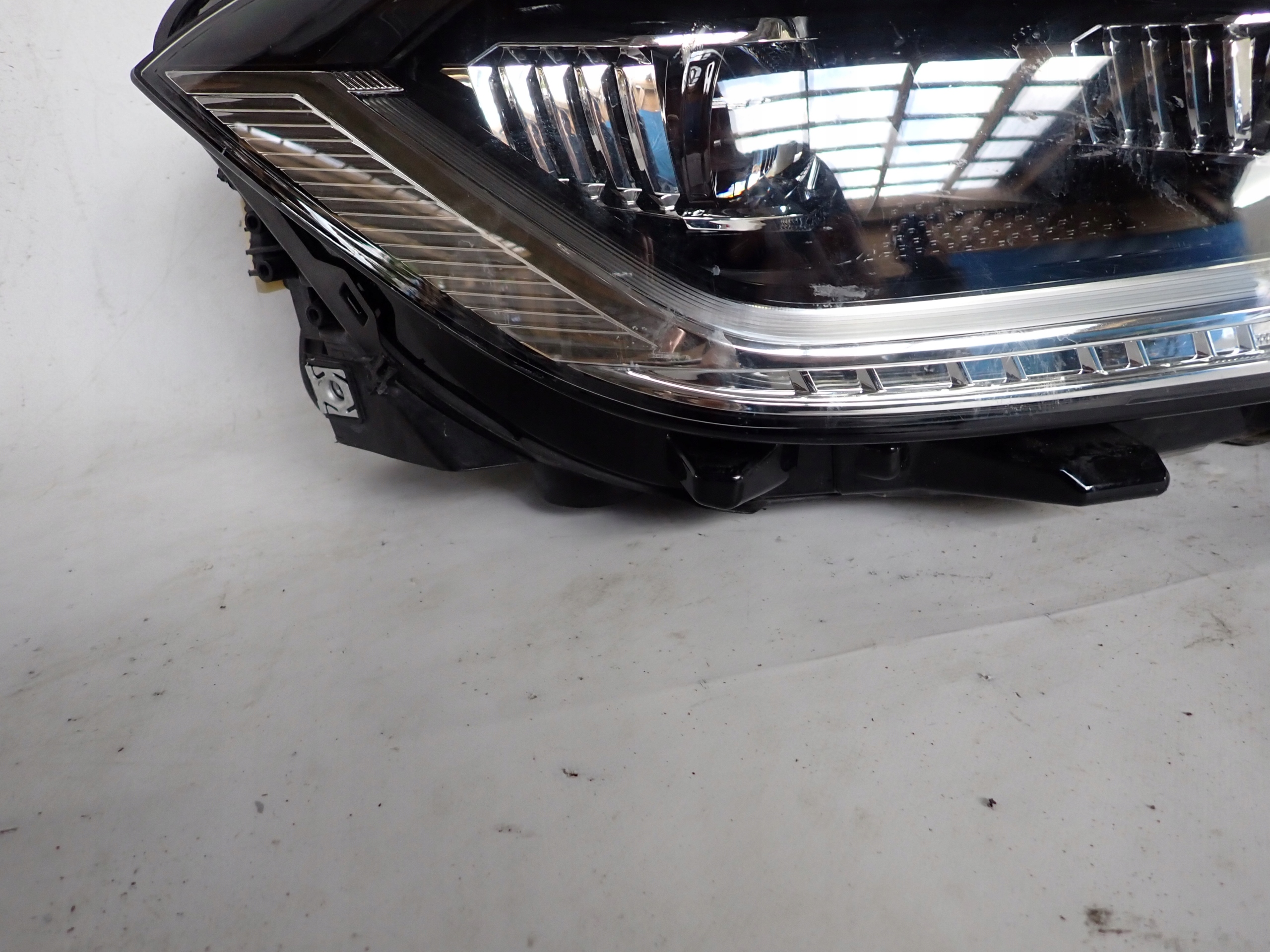 VW T-CROSS 2GM 18- light right front front FULL LED