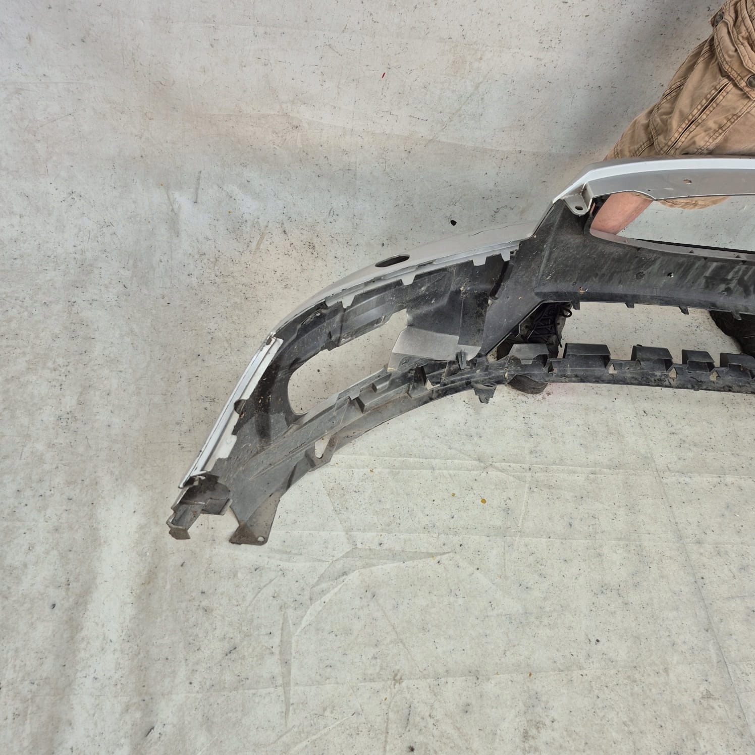 VOLVO XC70 II 2 07- bumper front front washer