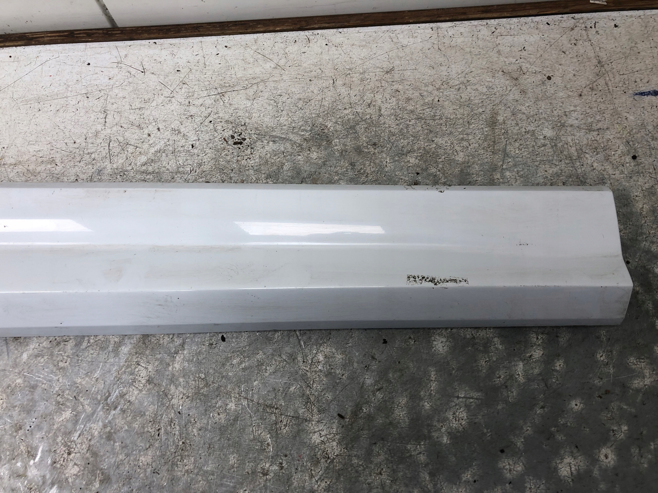 moulding door right front AUDI Q2 S-LINE 81A853960A