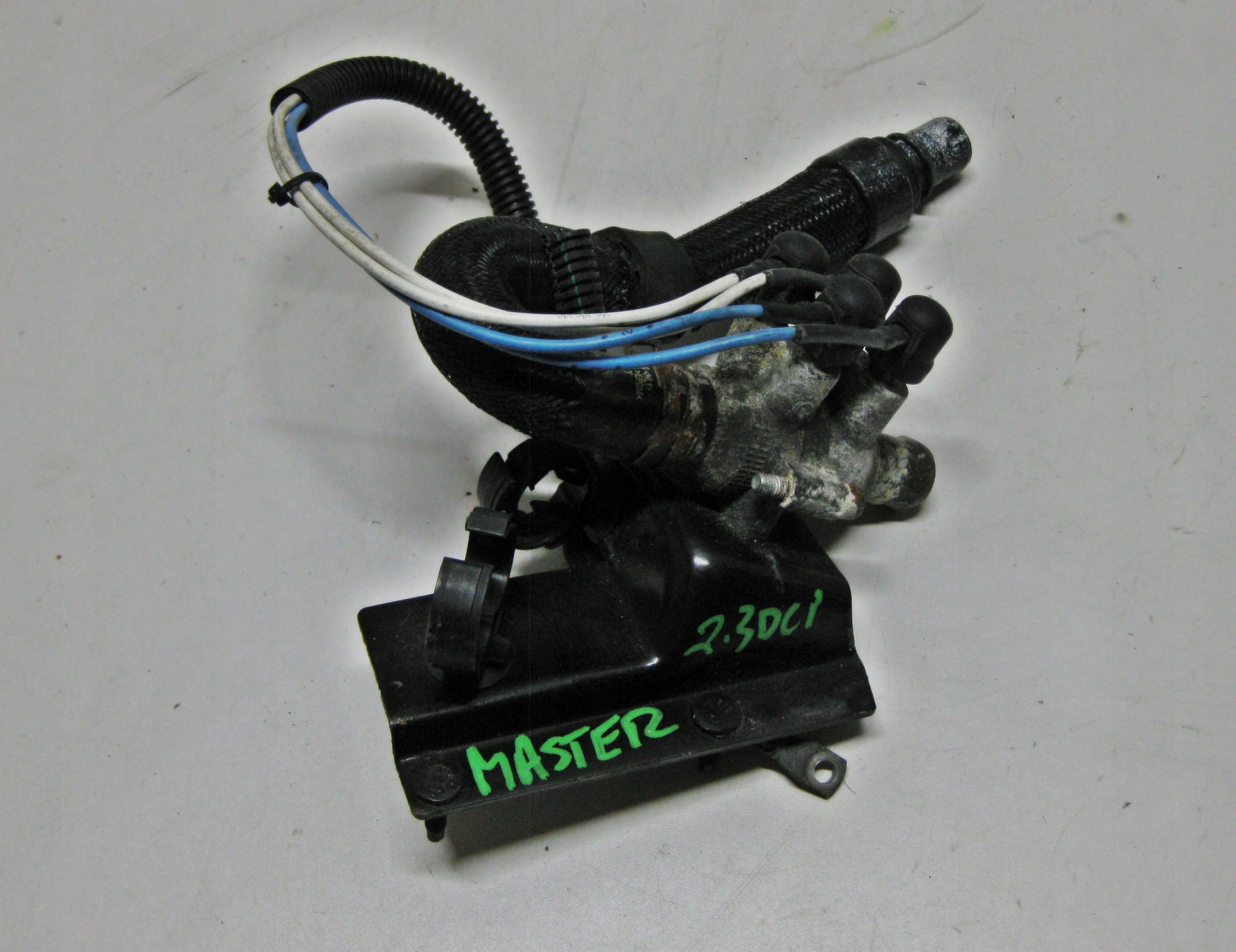 RENAULT MASTER III LIFT pumpa držač pumpa grijač vode