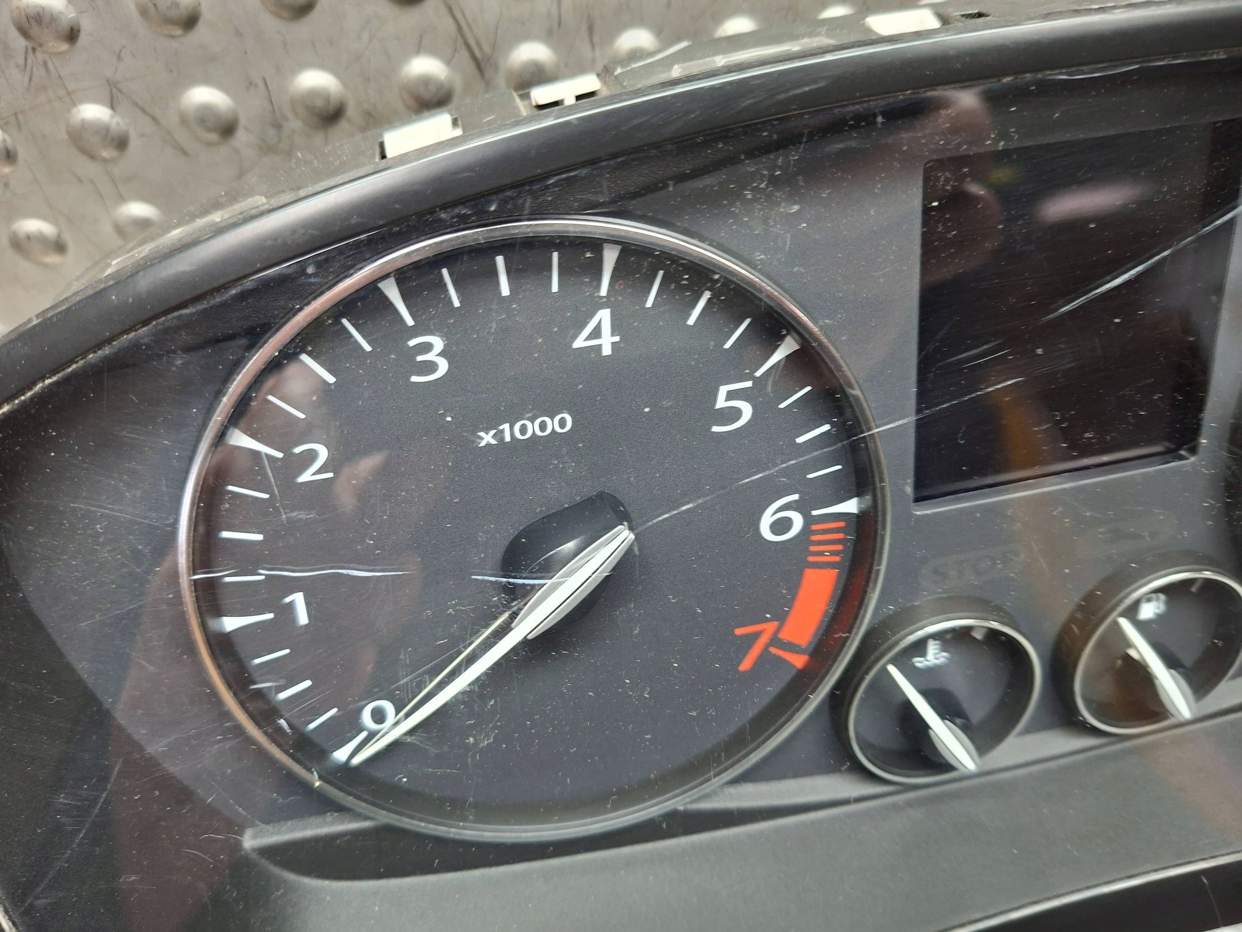 dials 248100003R RENAULT LAGUNA III 2.0 16V 2007