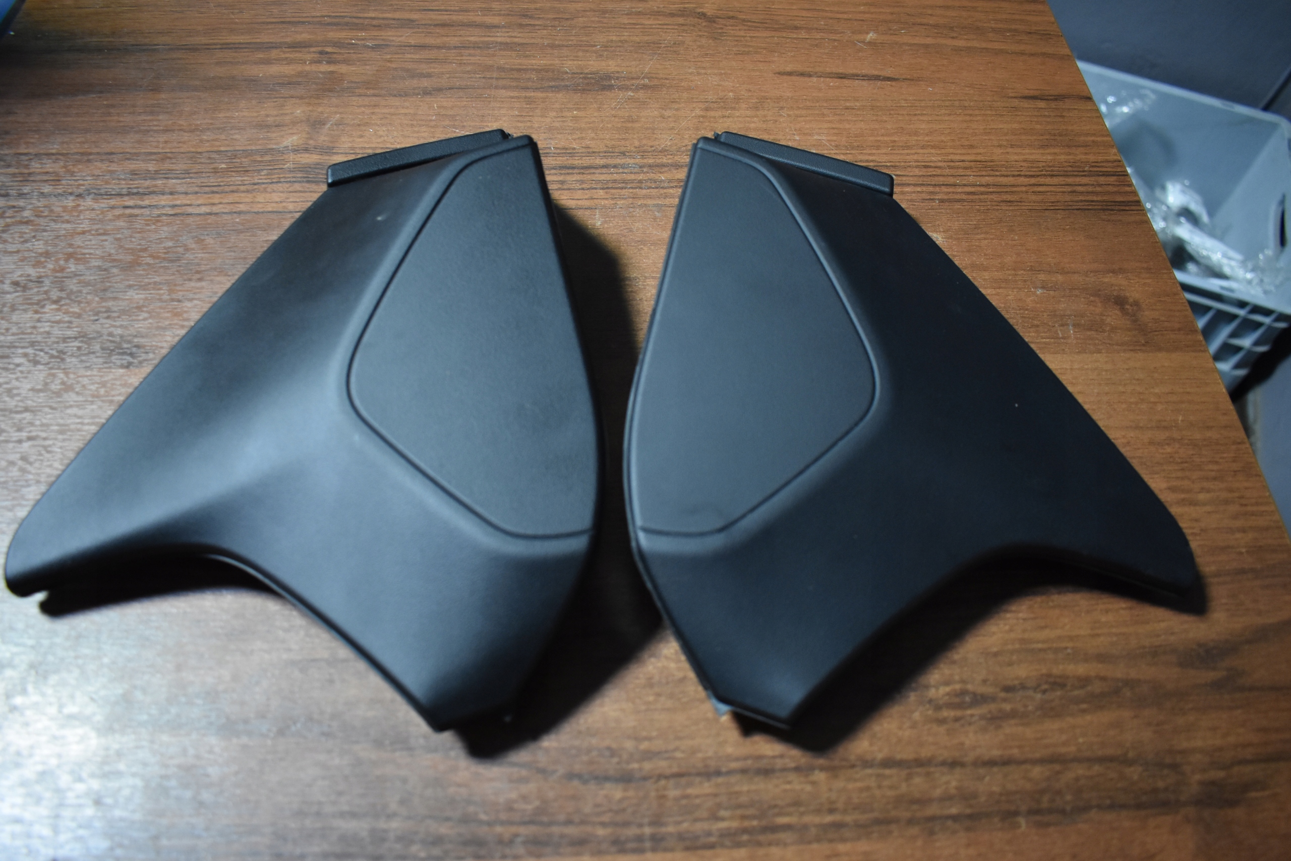 cover consoles left and right PORSCHE TAYCAN 1 9