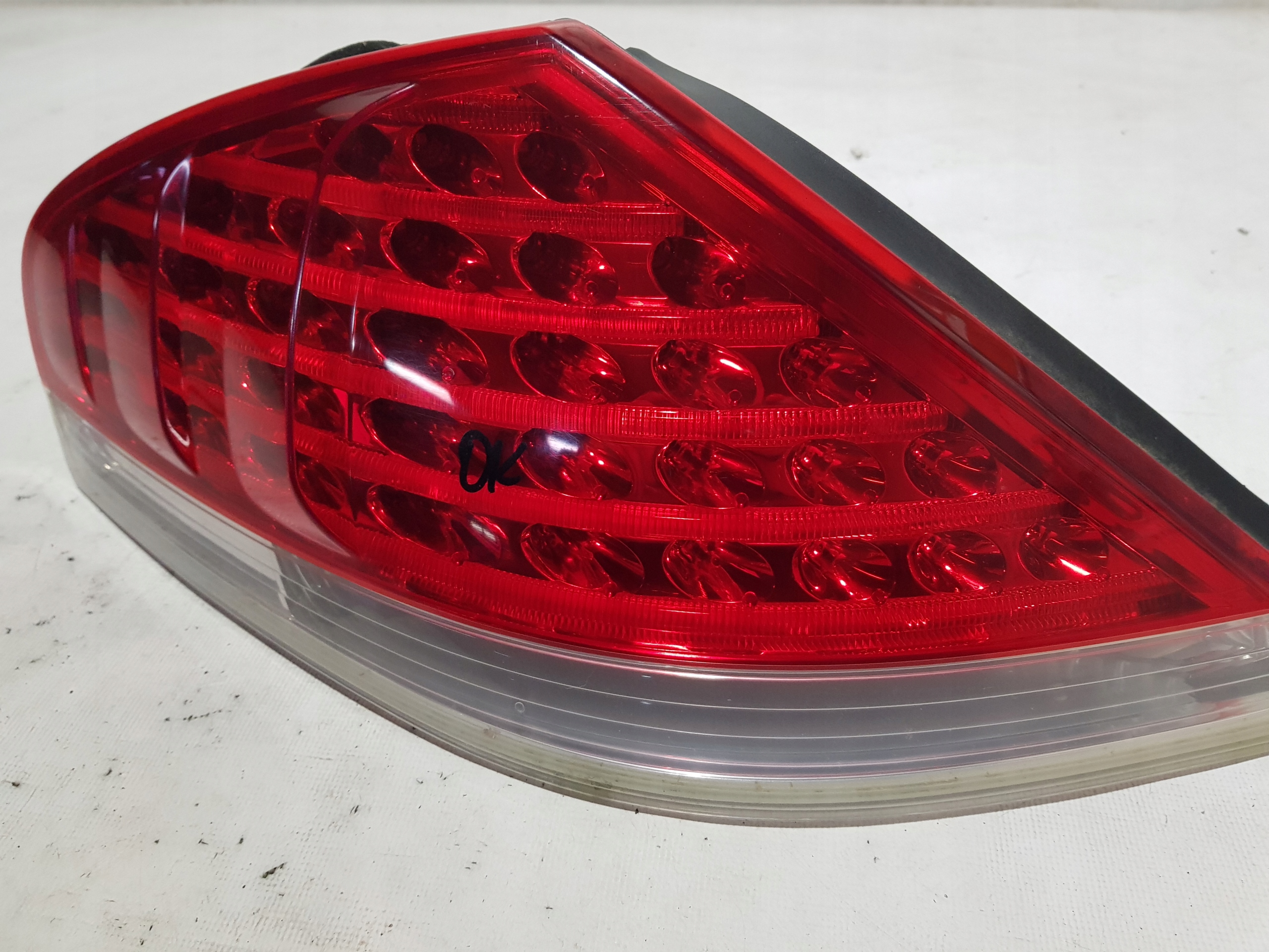 light left rear part right BMW 6 E63 E64 6911891