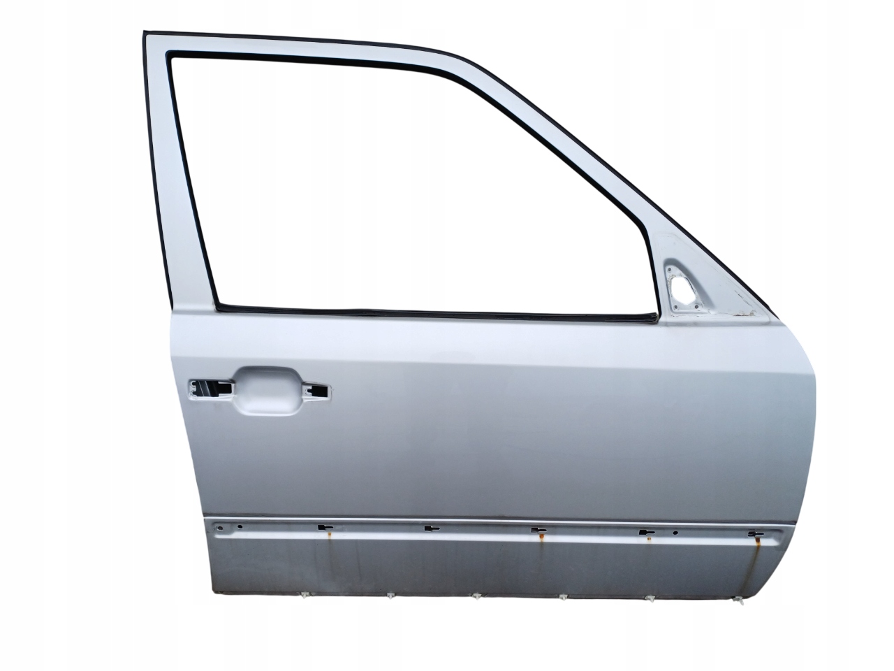 MERCEDES E W124 84- KOMBI DRZWI PRAWY PRZÓD