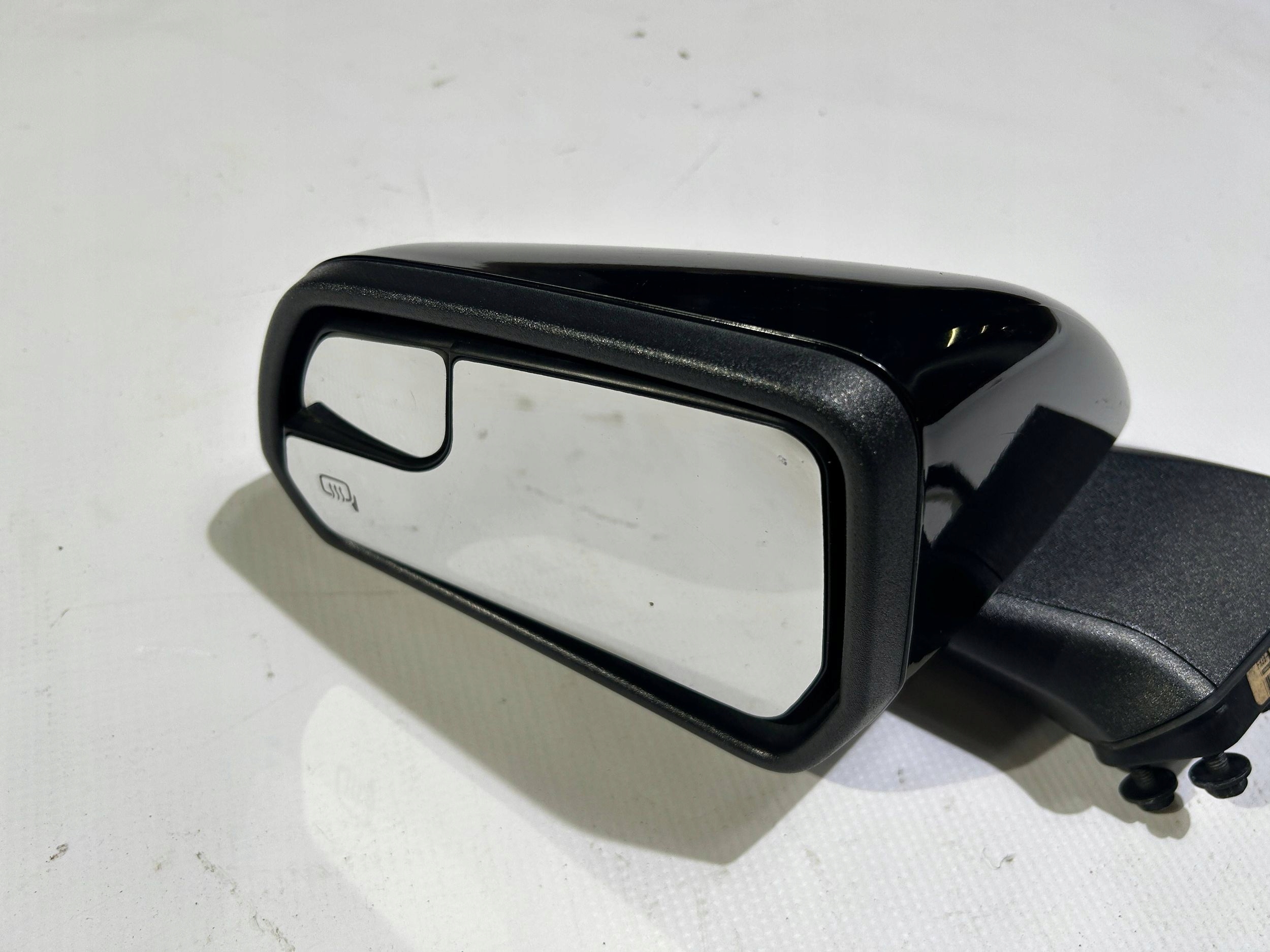 mirror side left indicator 7 PIN Ford Mustang 2015