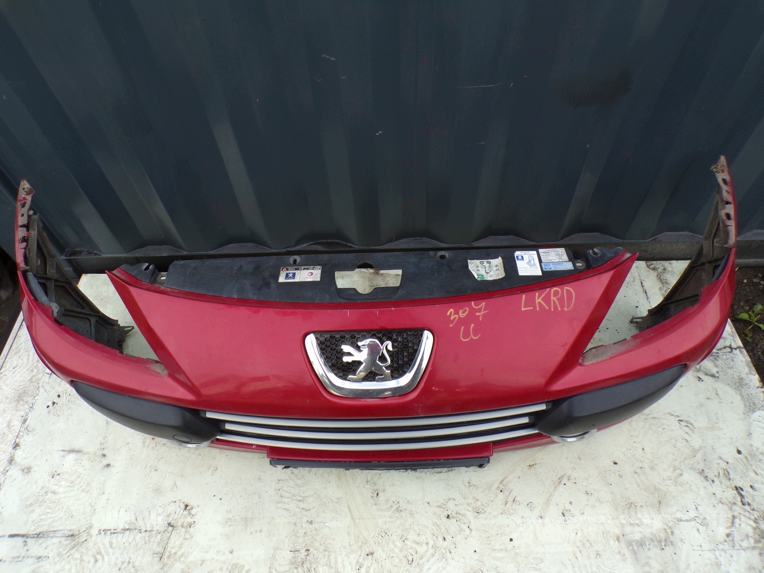 front bumper front PEUGEOT 307 CC colour LKRD (R1)